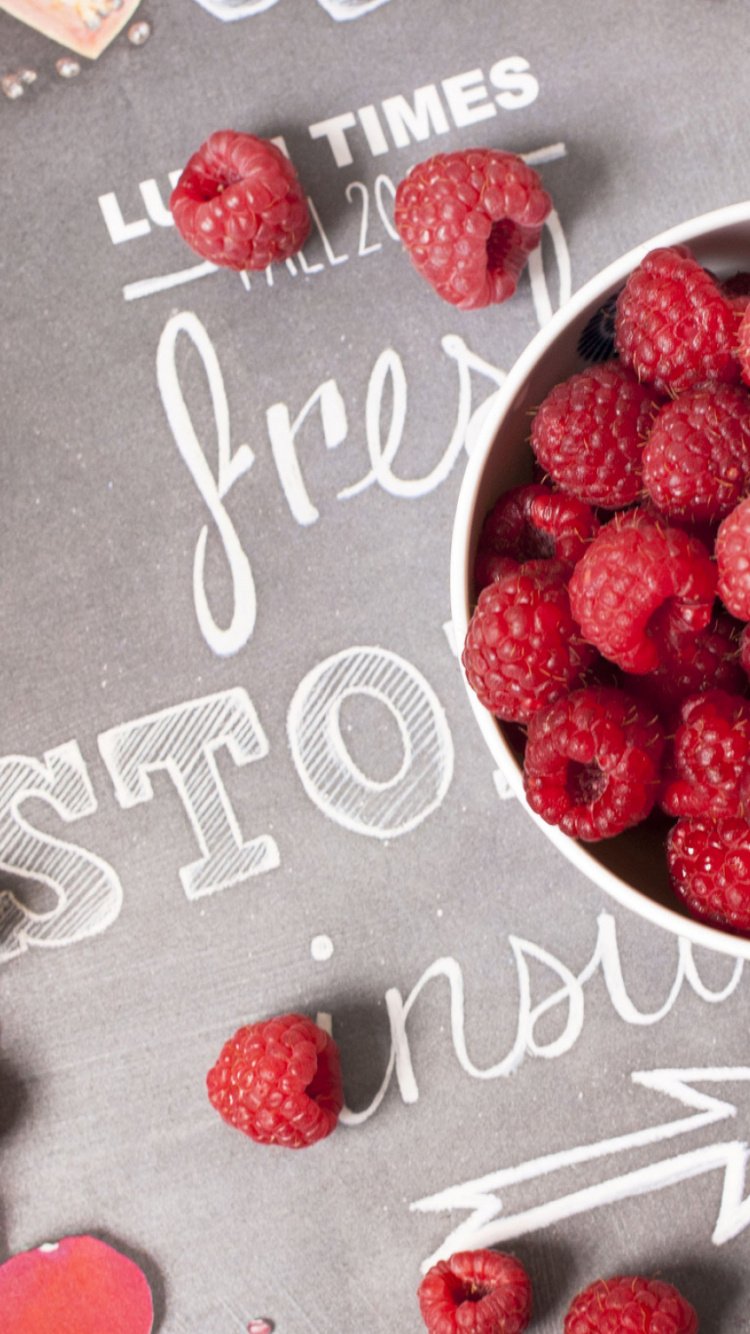 Strawberries on White Ceramic Bowl. Wallpaper in 750x1334 Resolution
