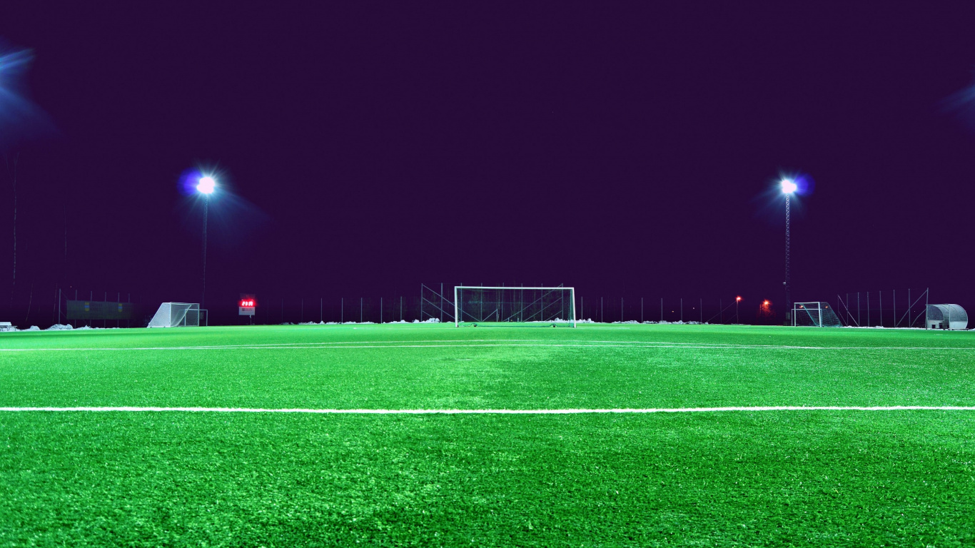 Soccer Goal Net on Green Field During Night Time. Wallpaper in 1366x768 Resolution