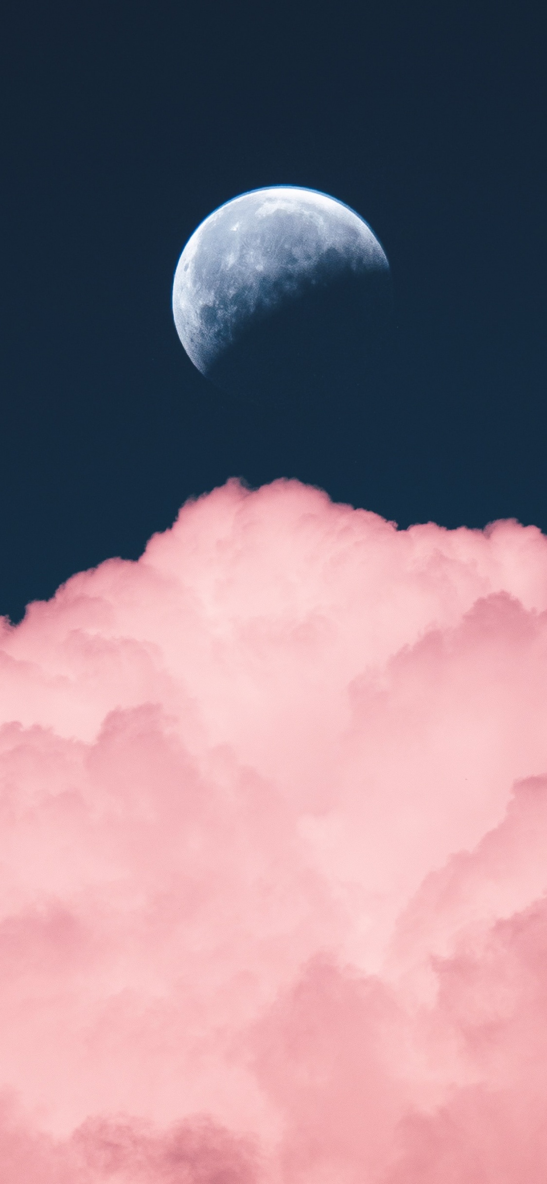 Rosa Wolken Und Mond, Supermoon, Mond, Vollmond, Natürliche Satellit. Wallpaper in 1125x2436 Resolution