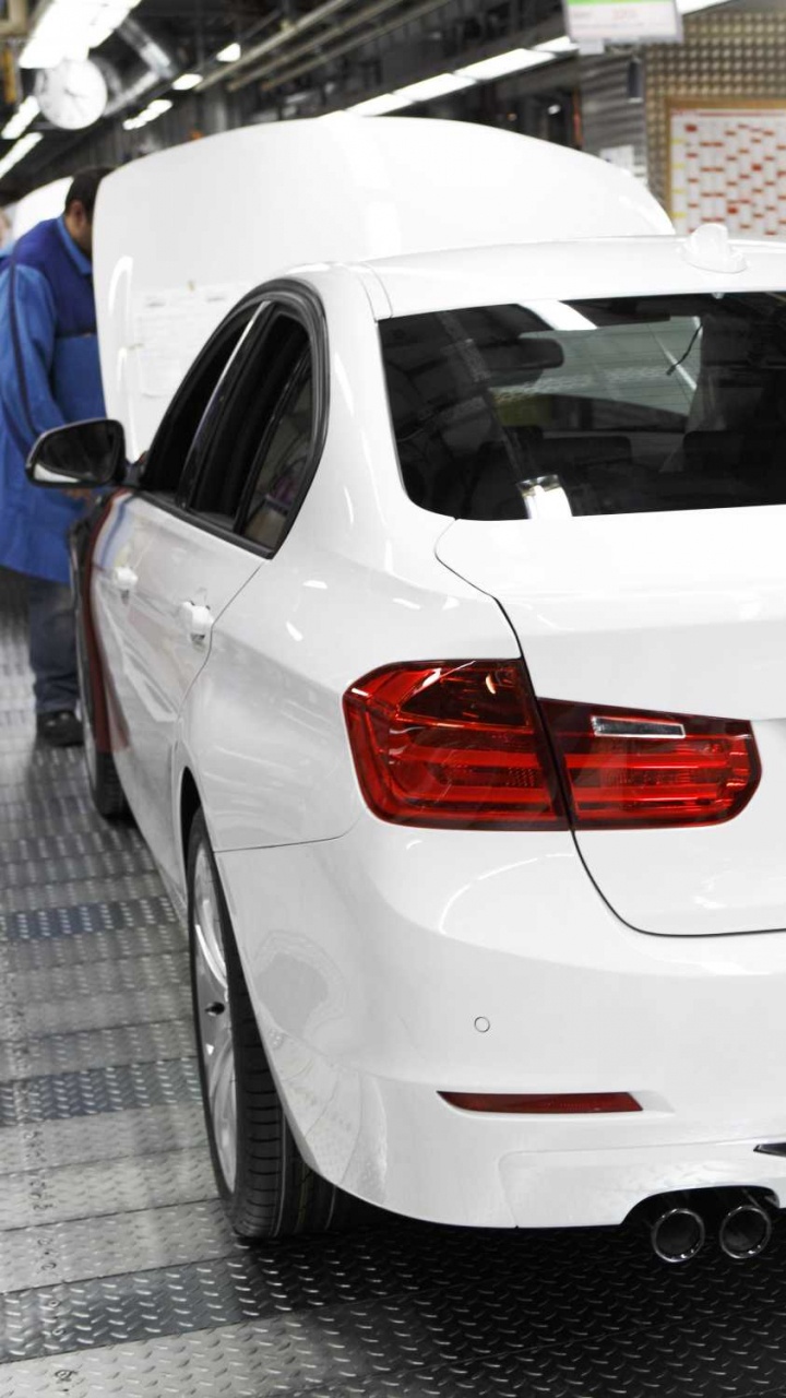 BMW, Voiture, Bmw Série 3, BMW Série 3 F30, Moteur. Wallpaper in 720x1280 Resolution