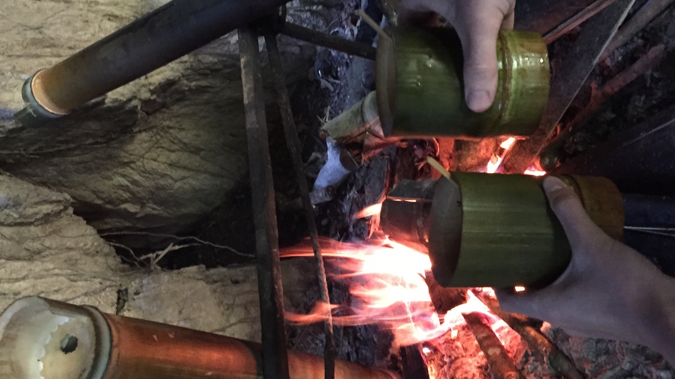 Welder, Nature, Wood, Automotive Tire, Lighting. Wallpaper in 1366x768 Resolution