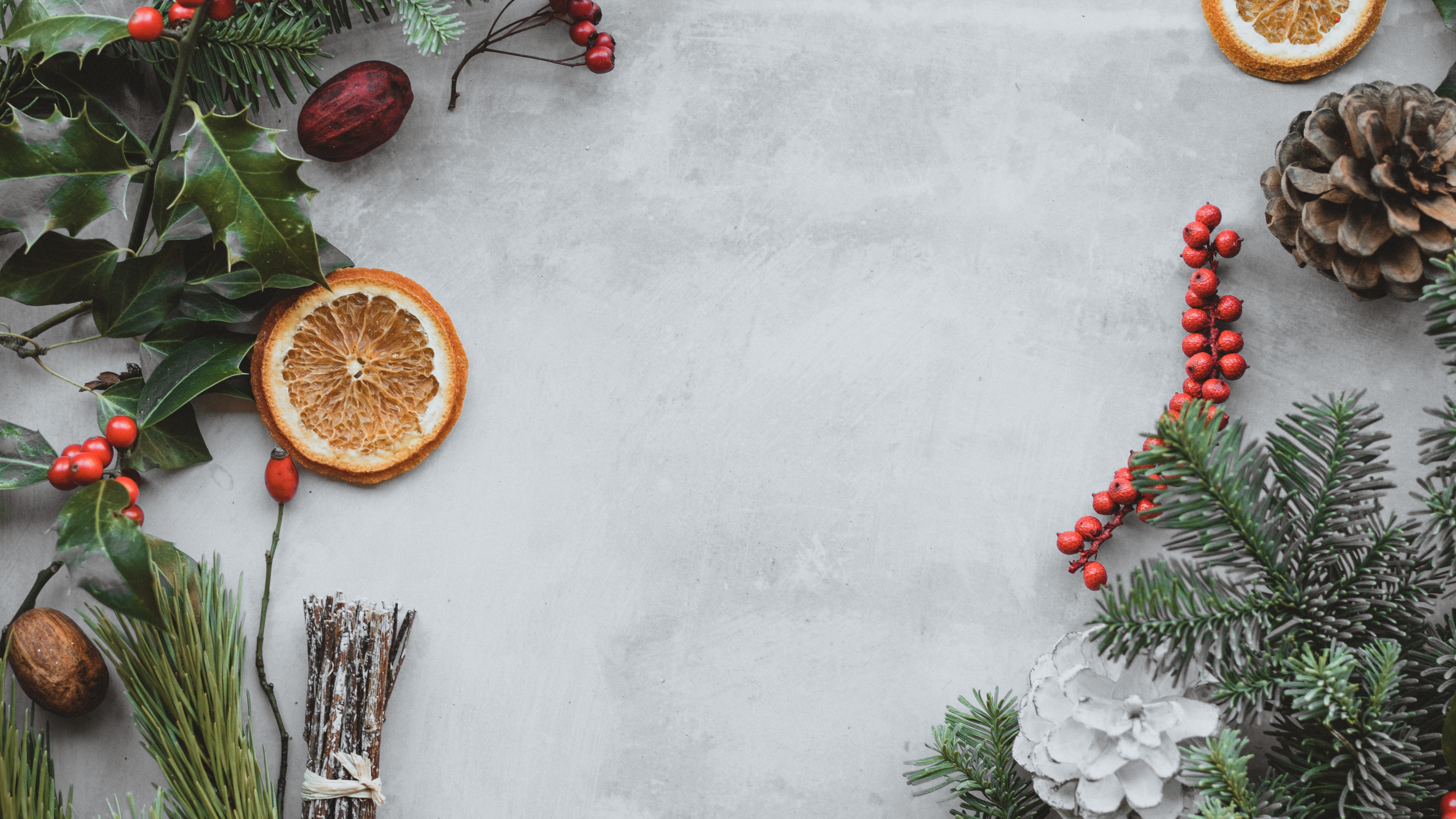 Apple, Pine, Holly, Christmas Tree, Wreath. Wallpaper in 3840x2160 Resolution