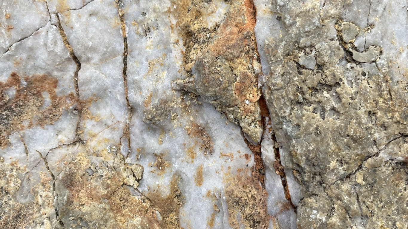 Geology, Outcrop, Igneous Rock, Brown, Bedrock. Wallpaper in 1366x768 Resolution