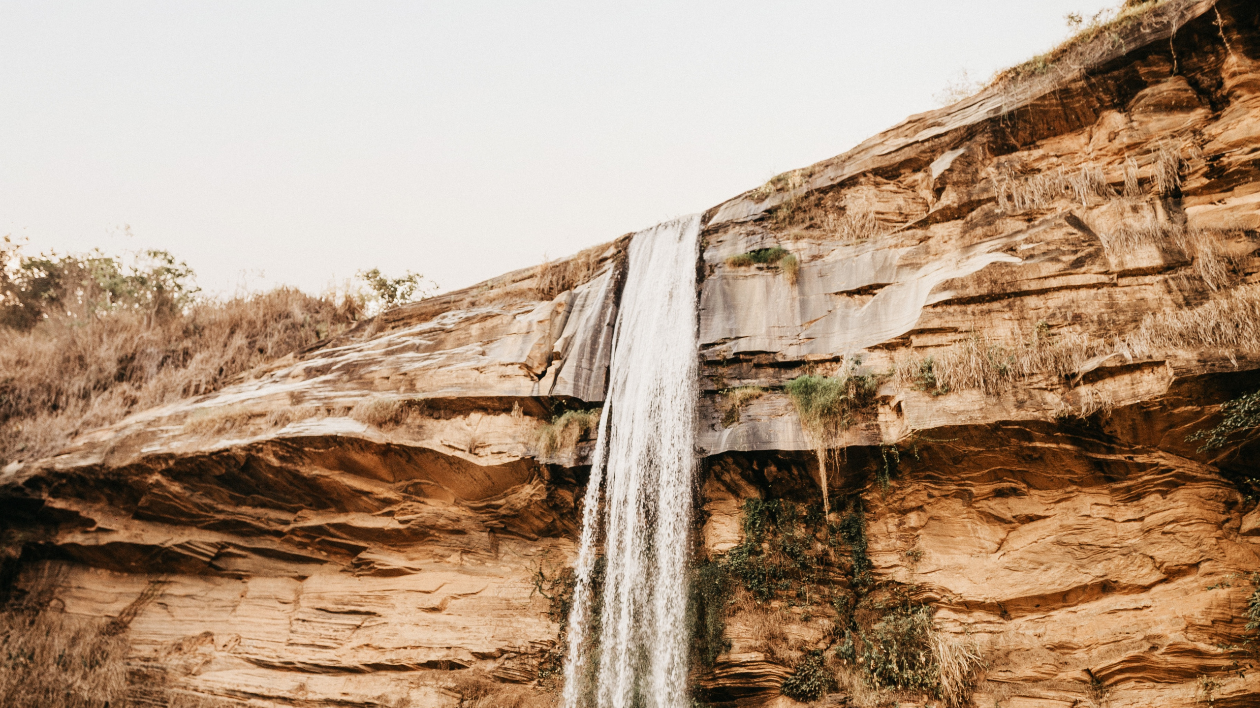 Eau, Cascade, Nature, Les Ressources en Eau, Paysage Naturel. Wallpaper in 2560x1440 Resolution