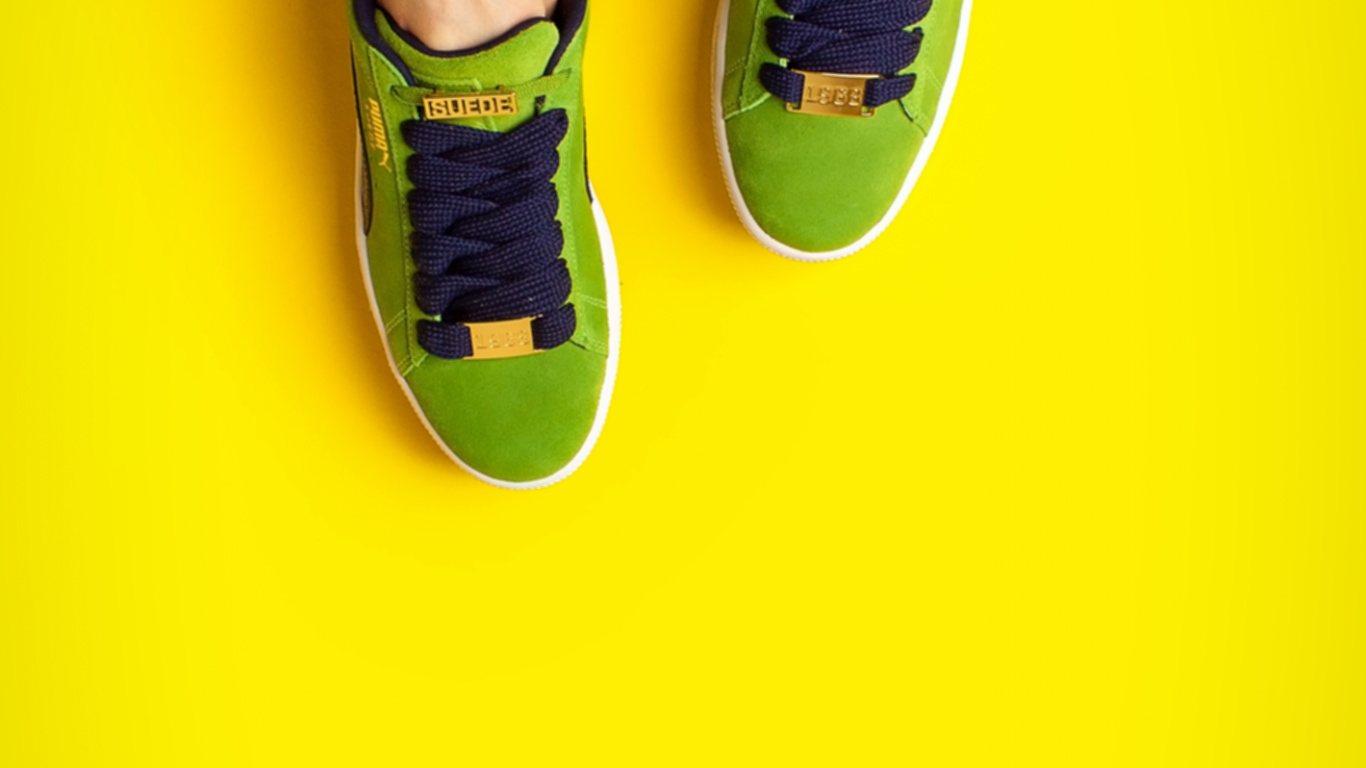 Sock, Footwear, Shorts, Sports Equipment, Knee. Wallpaper in 1366x768 Resolution