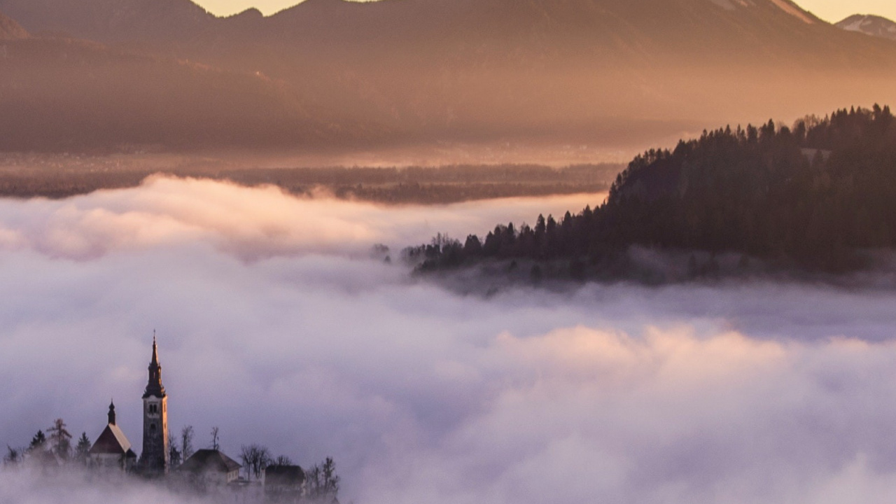 Cloud, Mountain, Atmosphere, Ecoregion, Water. Wallpaper in 1280x720 Resolution