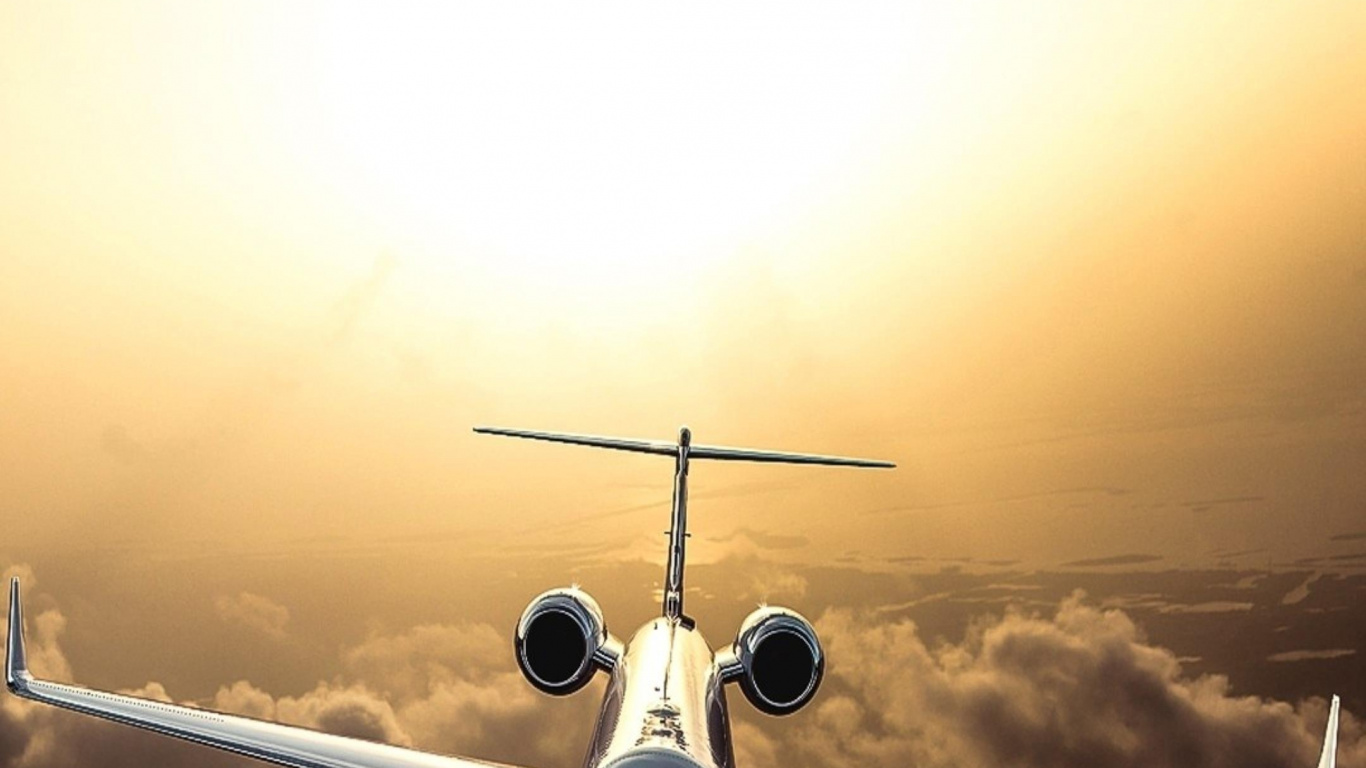 Air Travel, Airplane, Aviation, Airline, Cloud. Wallpaper in 1366x768 Resolution