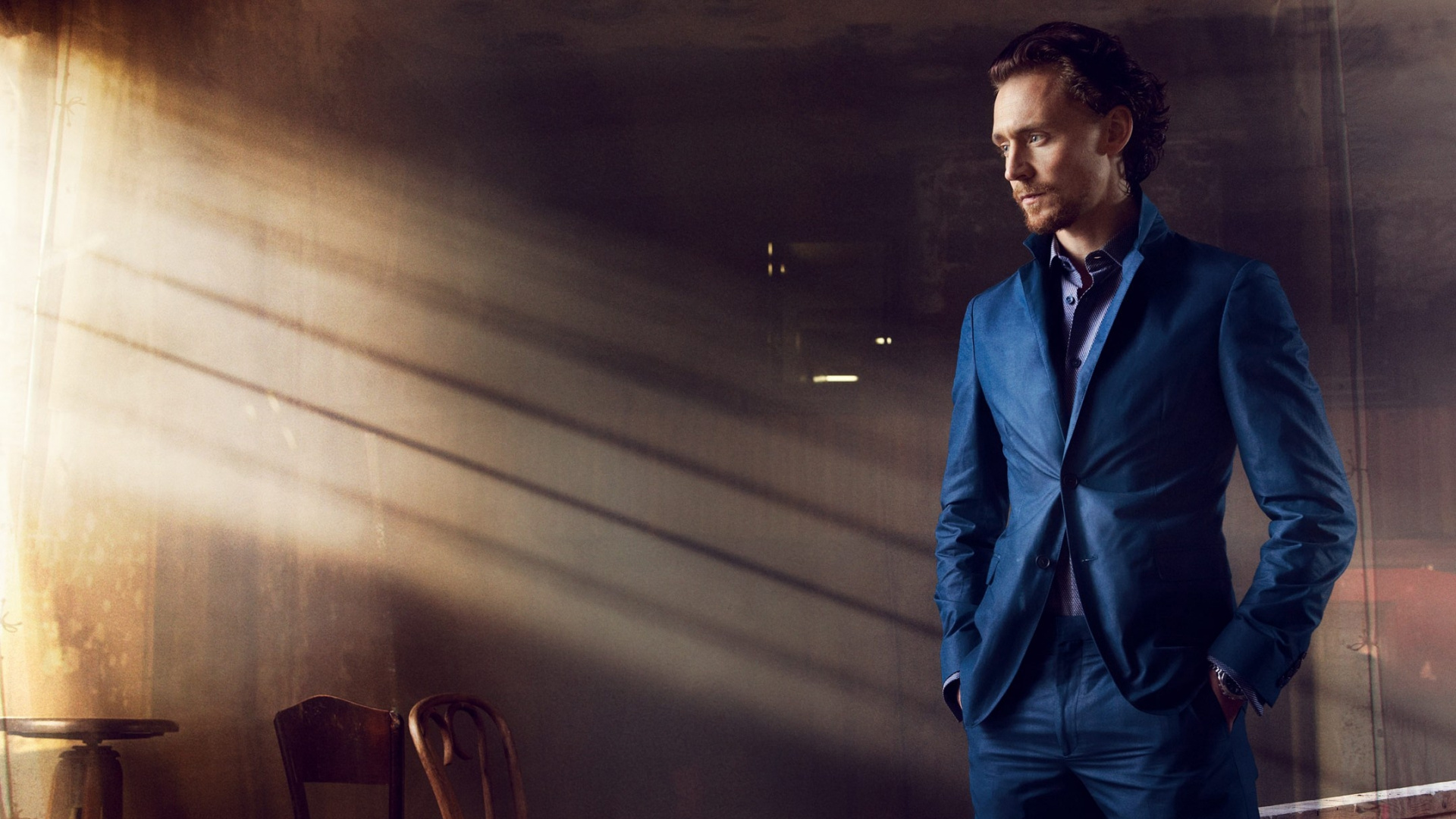 Tom Hiddleston, Loki, The Avengers, Suit, Formal Wear. Wallpaper in 1920x1080 Resolution