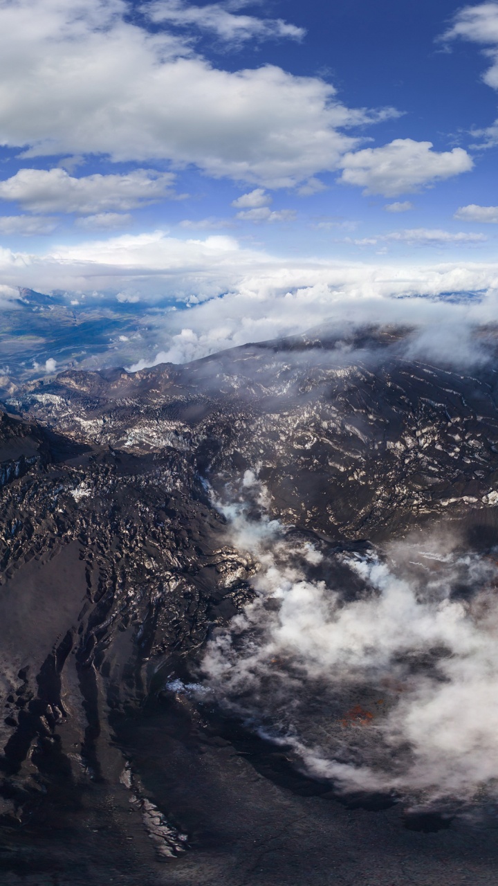 Nuages Blancs Sur Ciel Bleu. Wallpaper in 720x1280 Resolution