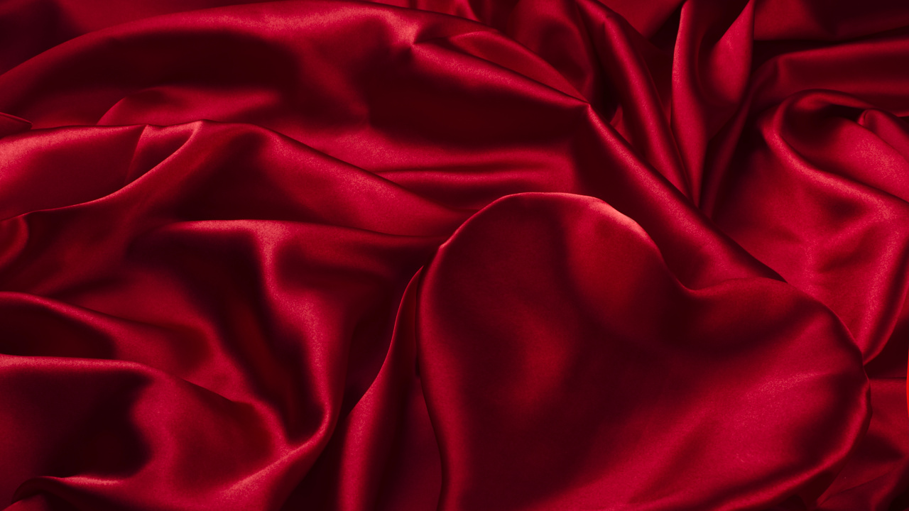 Rotes Textil Auf Weißem Textil. Wallpaper in 1280x720 Resolution