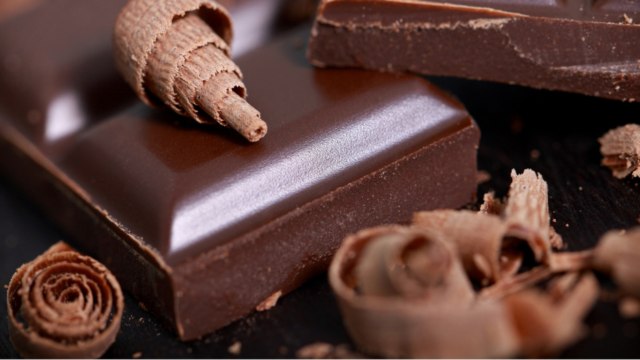 Chocolate Bar, Chocolate, Raw Chocolate, Milk, Ice Cream. Wallpaper in 1280x720 Resolution