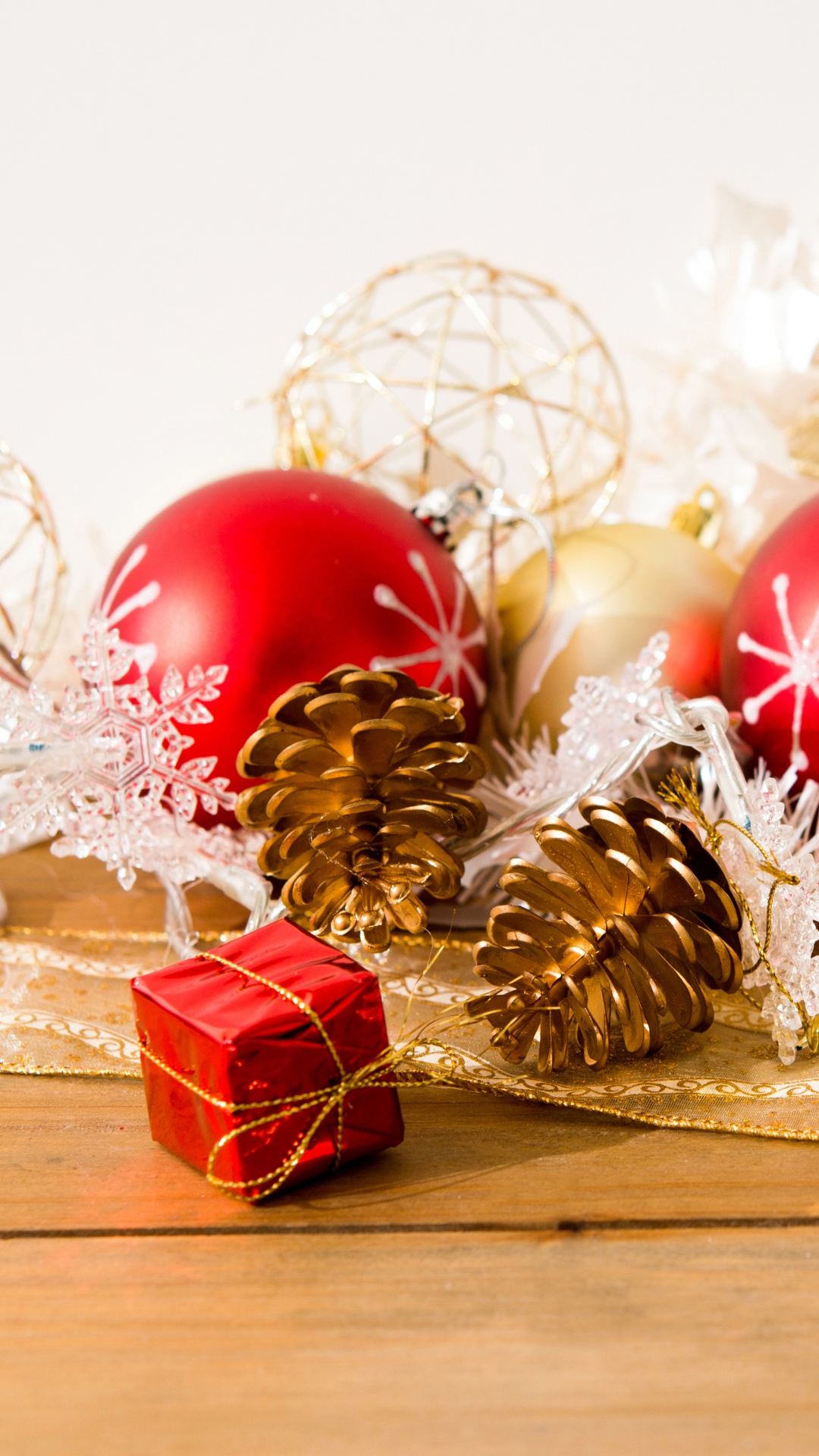 Christmas Ornament, Weihnachtsdekoration, Neujahr, Geschenk, Dekor. Wallpaper in 1080x1920 Resolution