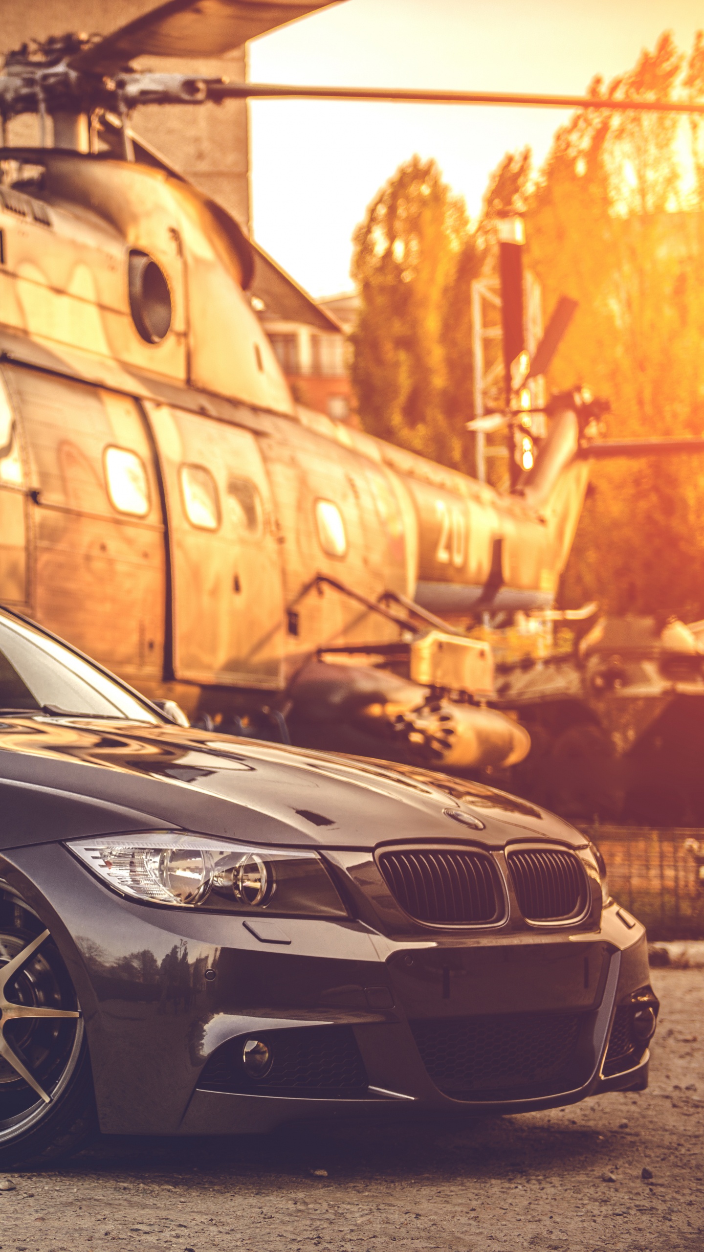 BMW m 3 Negro Estacionado en la Calle. Wallpaper in 1440x2560 Resolution