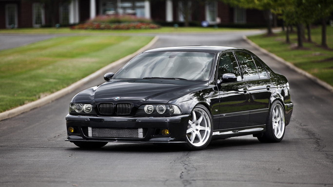 Black Mercedes Benz c Class on Road During Daytime. Wallpaper in 1366x768 Resolution