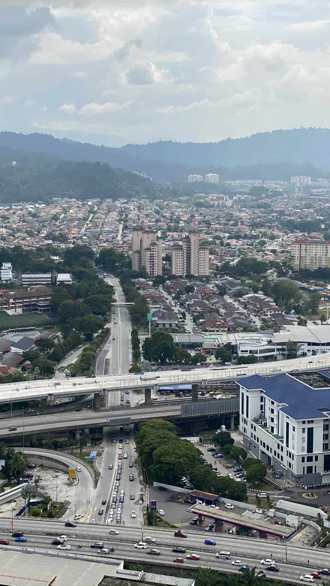 Urban Area, Water, Road, City, Neighbourhood. Wallpaper in 1080x1920 Resolution