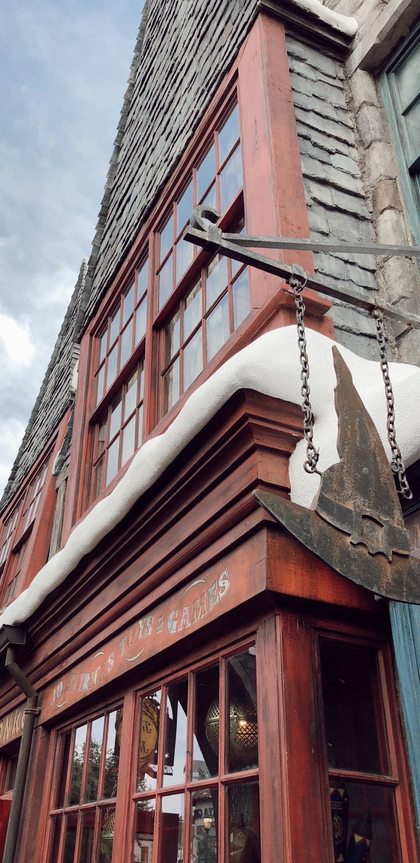 Hito, Faade, Techo, Fachada, Ladrillo. Wallpaper in 1440x2960 Resolution