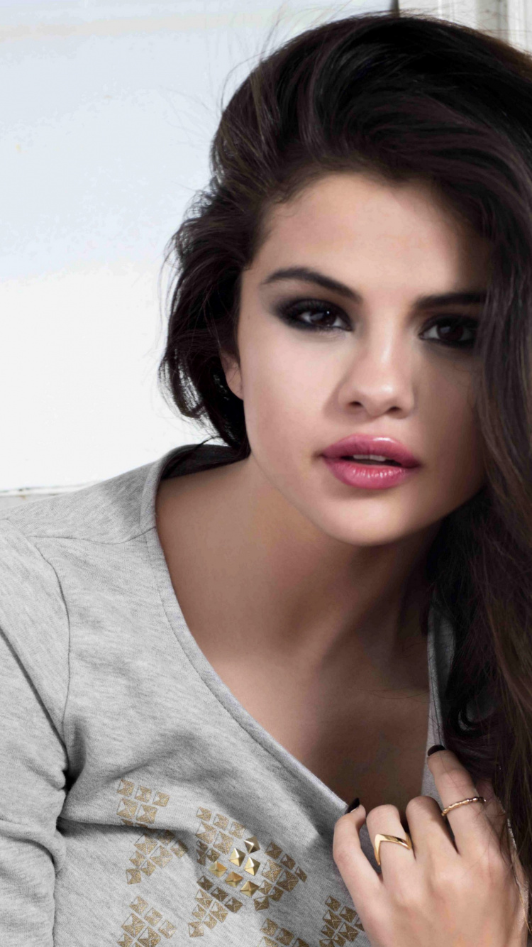 Selena Gomez, Alex Russo, Hands to Myself, Nobody, Elevation Worship. Wallpaper in 750x1334 Resolution