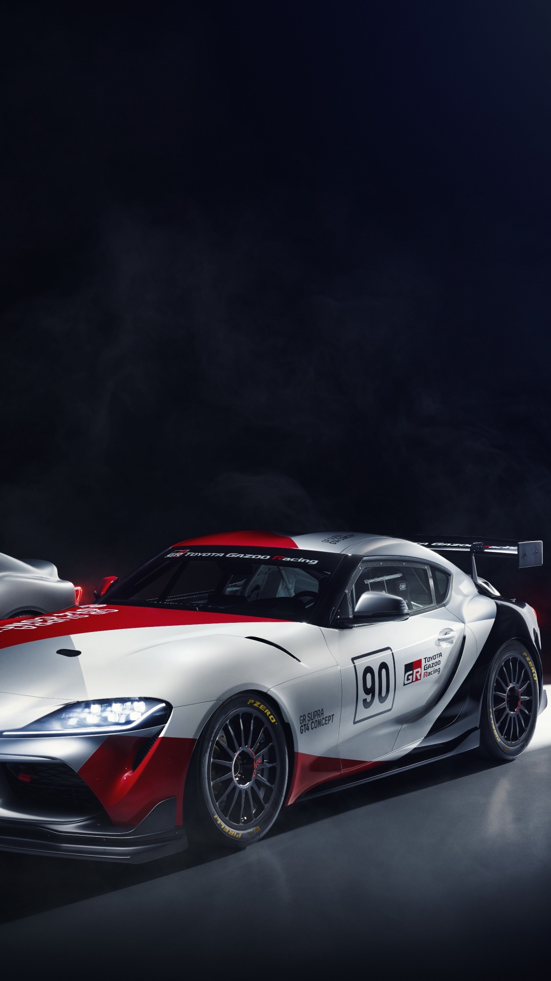 Ferrari Argent 458 Italia Sur Fond Noir. Wallpaper in 1080x1920 Resolution