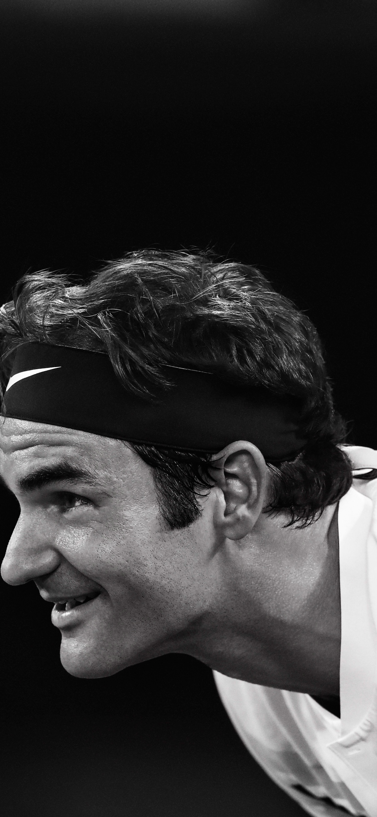 Foto en Escala de Grises de la Cara Del Hombre. Wallpaper in 1242x2688 Resolution