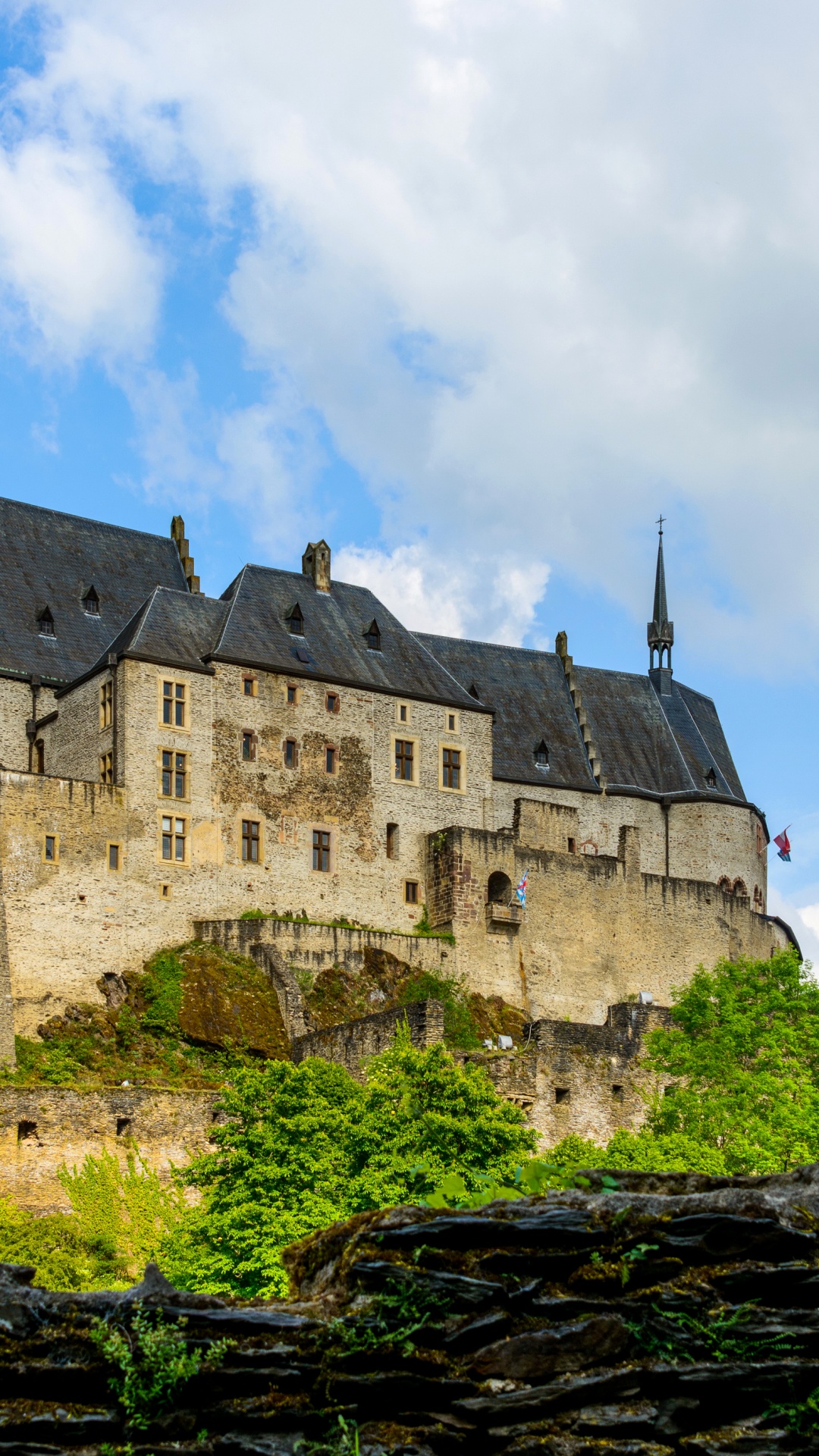 Brown Concrete Castle Under Blue Sky and White Clouds During Daytime. Wallpaper in 1080x1920 Resolution