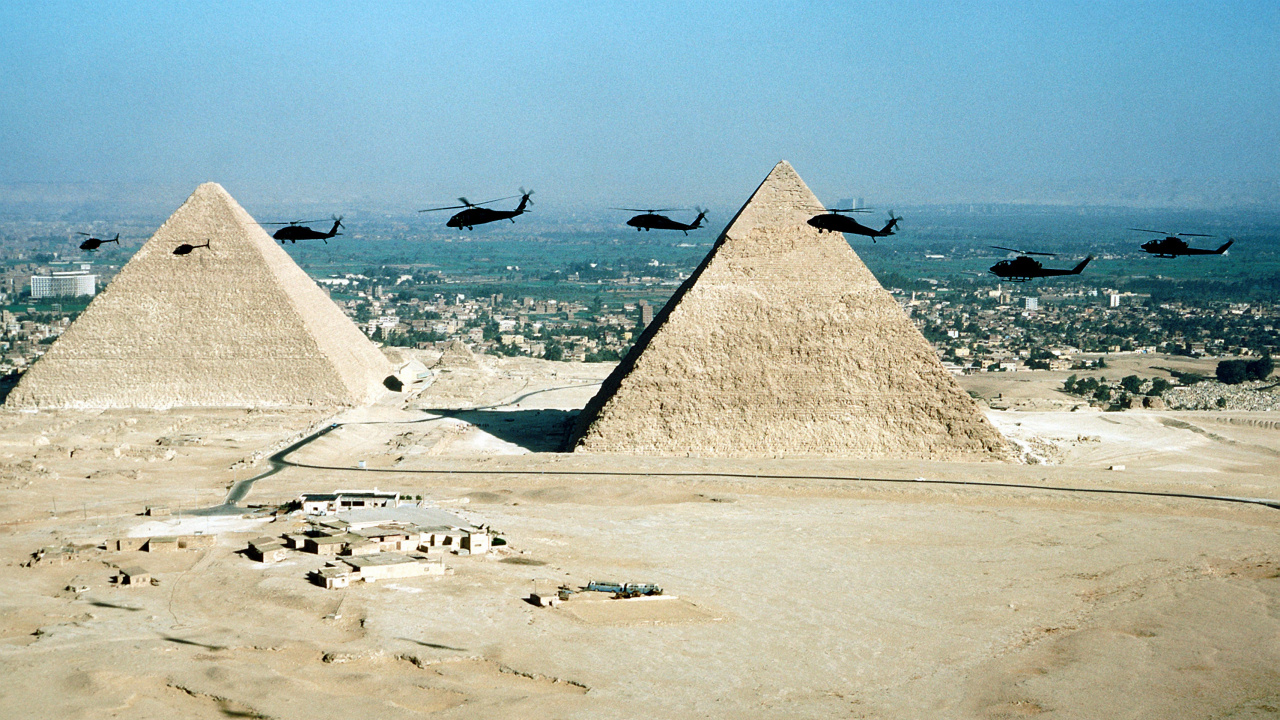 金字塔, 纪念碑, 沙, 大海, 度假 壁纸 1280x720 允许