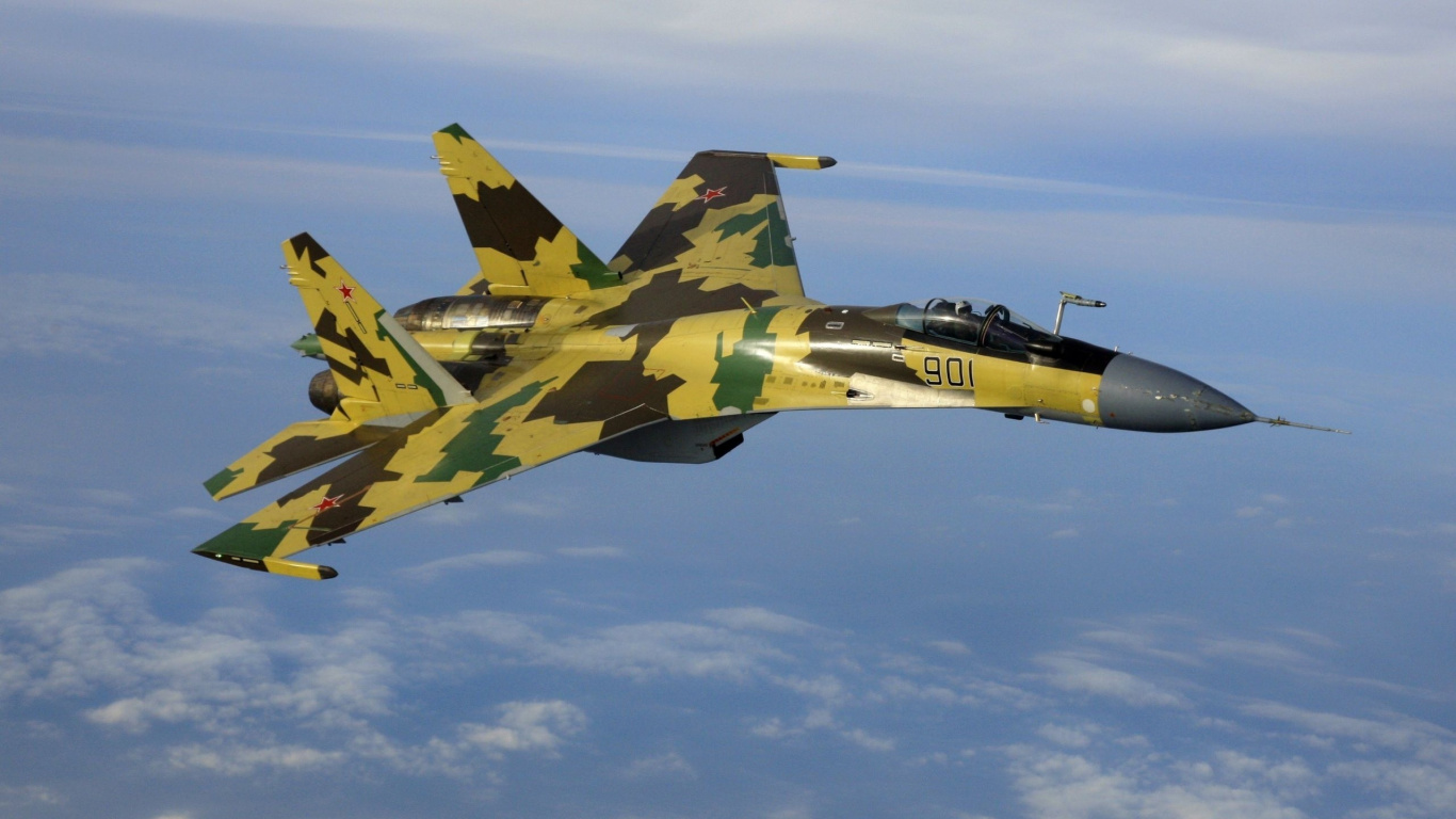 Black Fighter Jet Flying in The Sky During Daytime. Wallpaper in 1366x768 Resolution