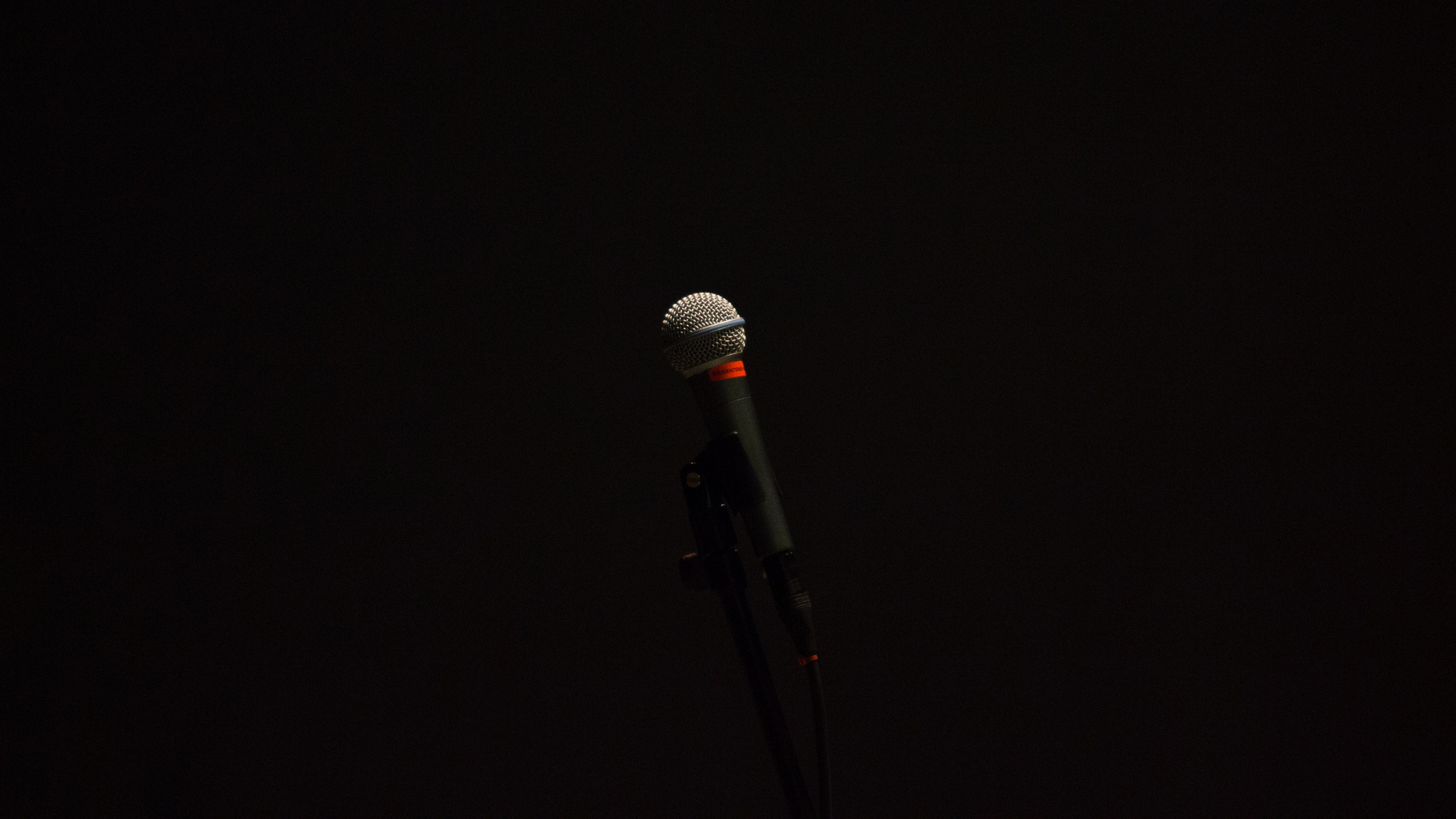 Audiogeräten, Nacht, Technologie, Raum, Mitternacht. Wallpaper in 2560x1440 Resolution