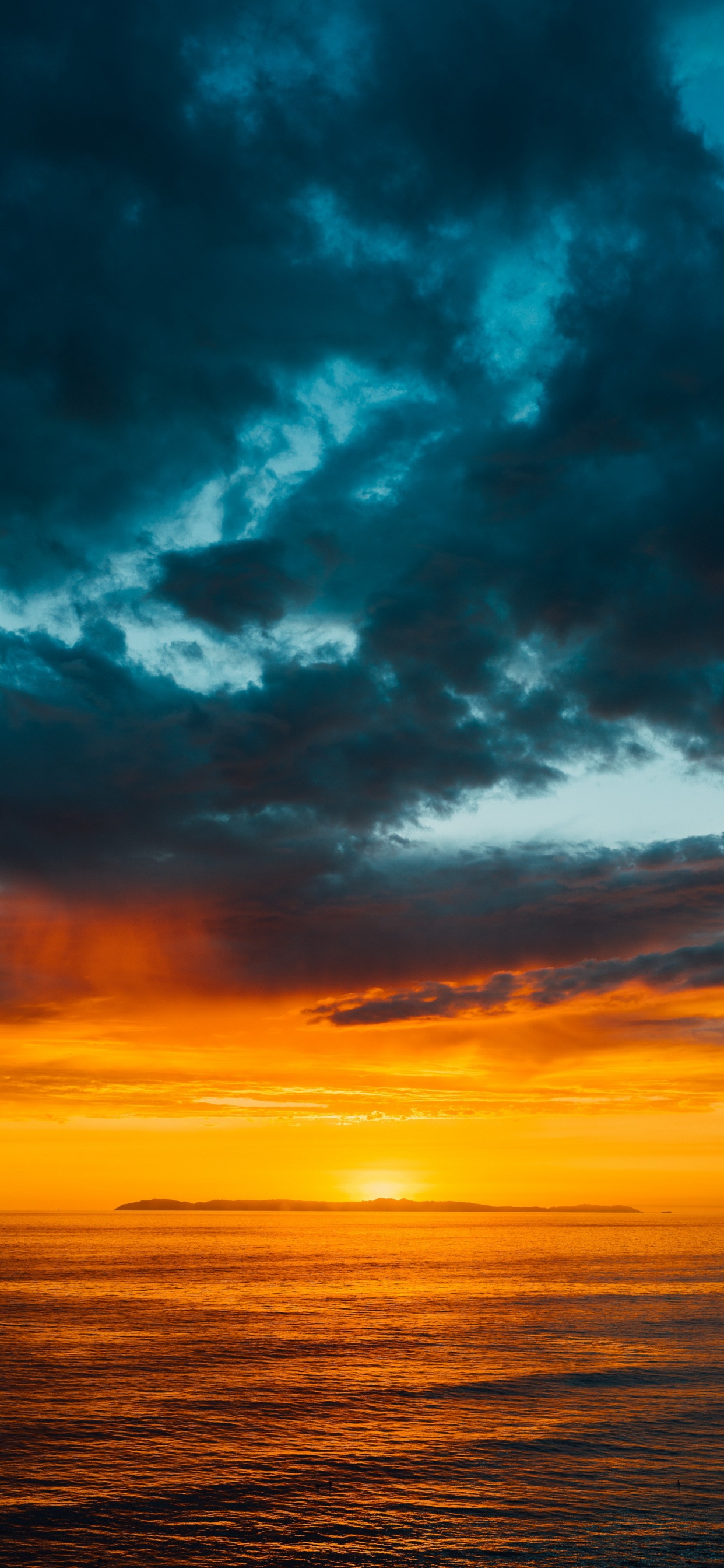 Ciel Frais, Atmosphère, Eau, Fluide, Paysage Naturel. Wallpaper in 1242x2688 Resolution