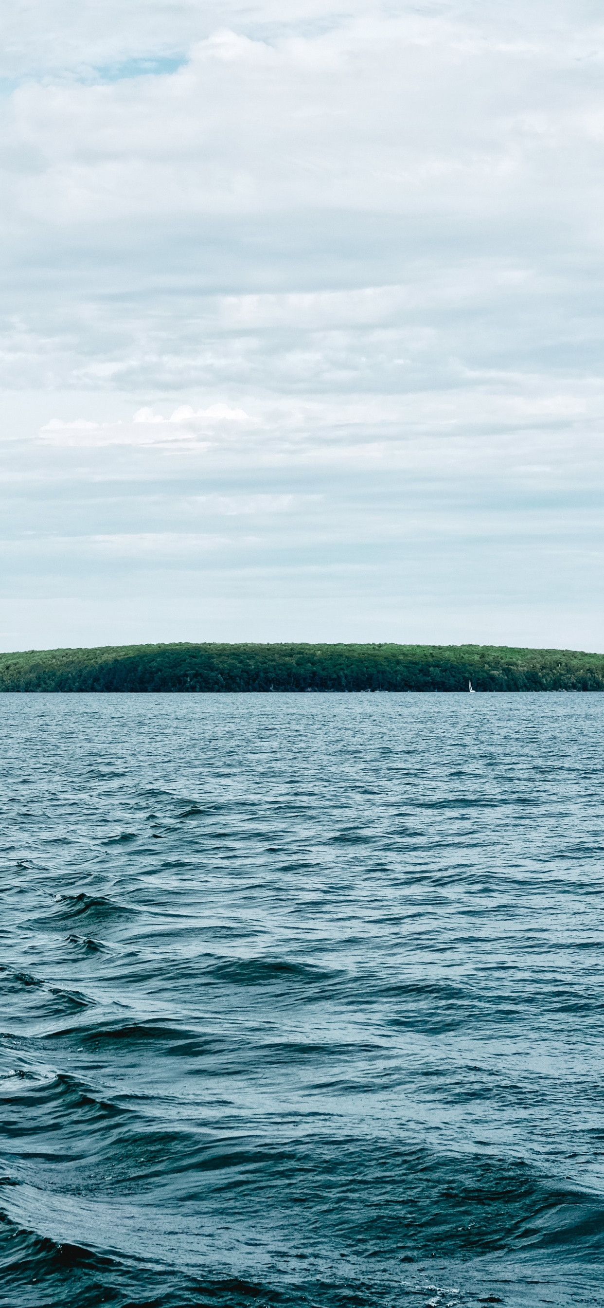 Corps de L'eau, Mer, Eau, Horizon, Les Ressources en Eau. Wallpaper in 1242x2688 Resolution