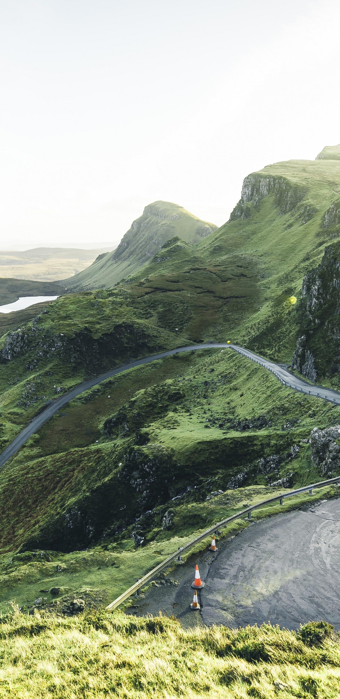 Quiraing, 水资源, 斜坡, 自然景观, 地形 壁纸 1440x2960 允许