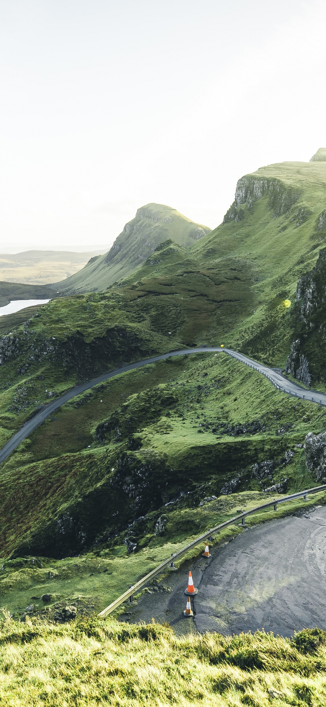 Quiraing, Water Resources, Mountain, Plant, Cloud. Wallpaper in 1125x2436 Resolution