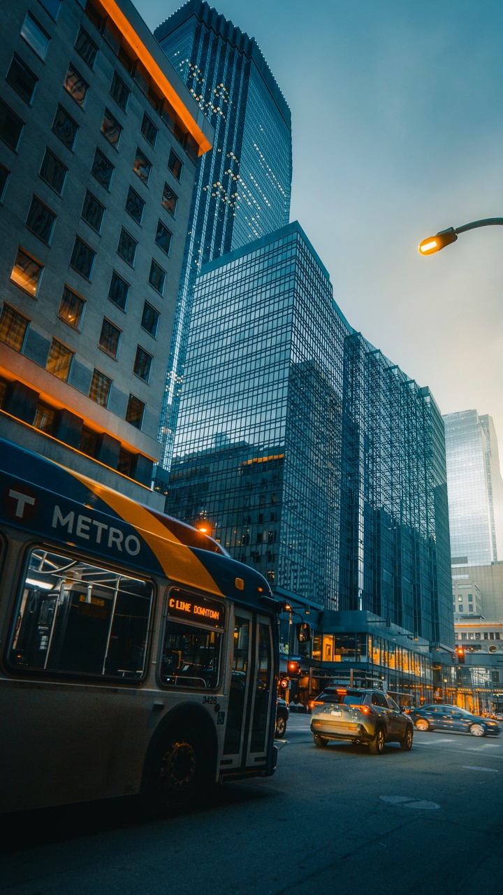 Audi, Kia, Voiture de Luxe, Adobe Lightroom, Bâtiment. Wallpaper in 720x1280 Resolution