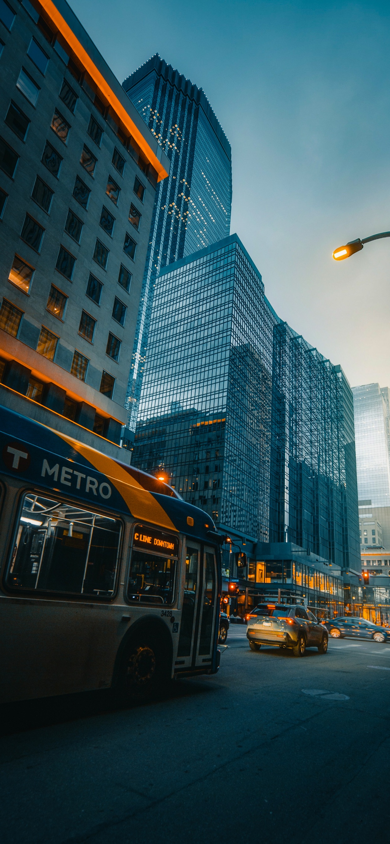 Coche, Audi, Carro de Lujo, Adobe Lightroom, Edificio. Wallpaper in 1242x2688 Resolution