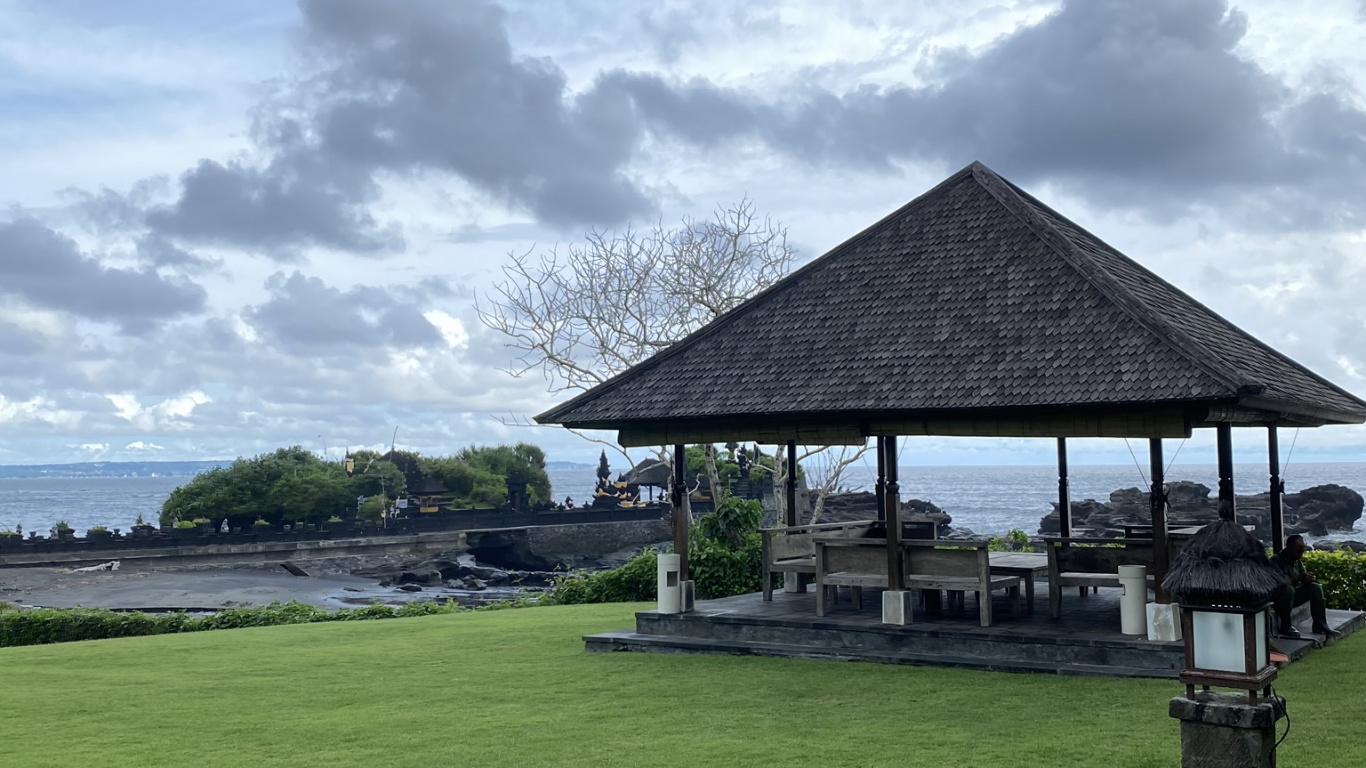 Bali, Cloud, Real Estate, Grass, Gazebo. Wallpaper in 1366x768 Resolution