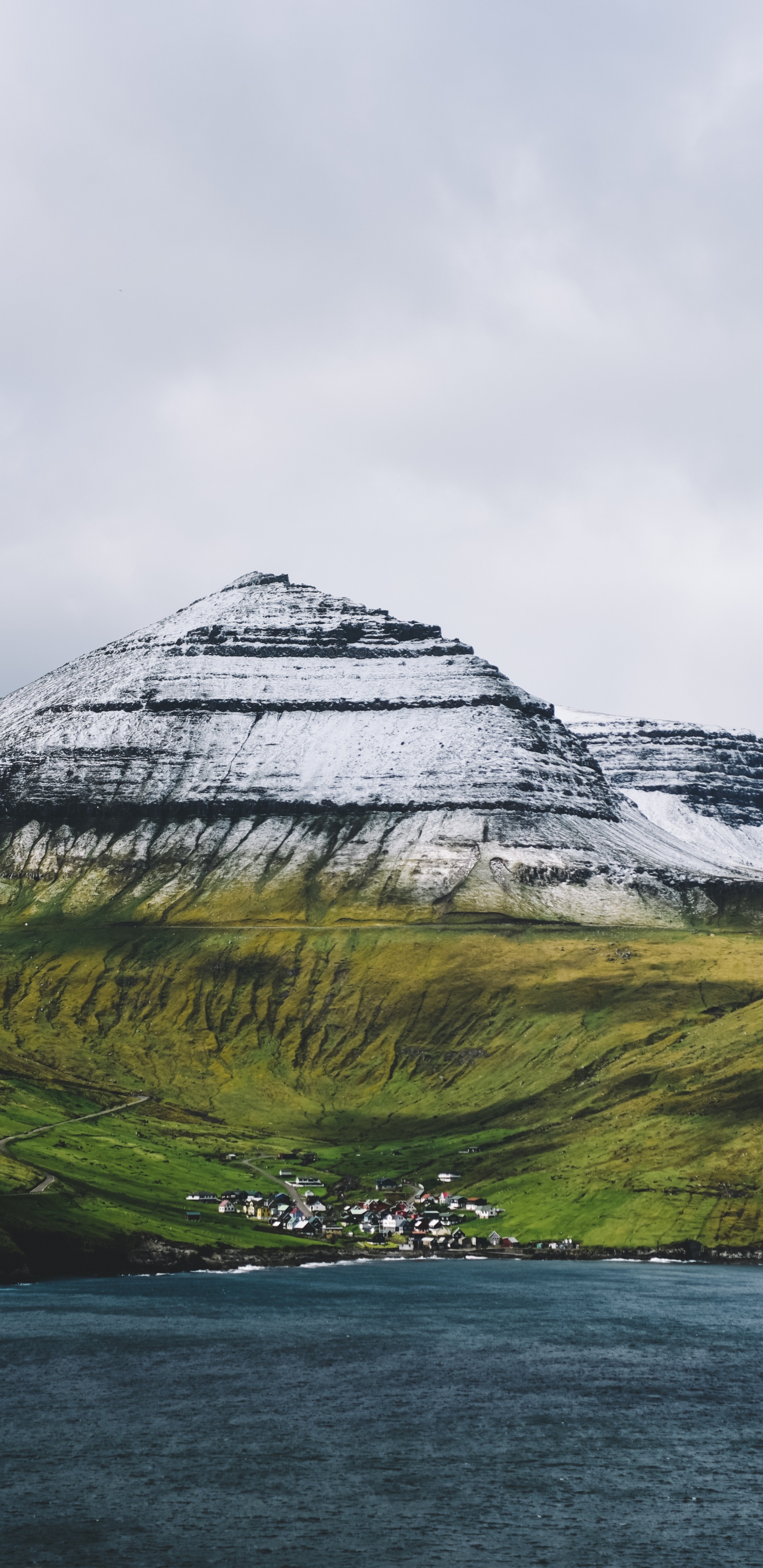 Highland, Mountainous Landforms, Mountain, Fell, Hill. Wallpaper in 1440x2960 Resolution