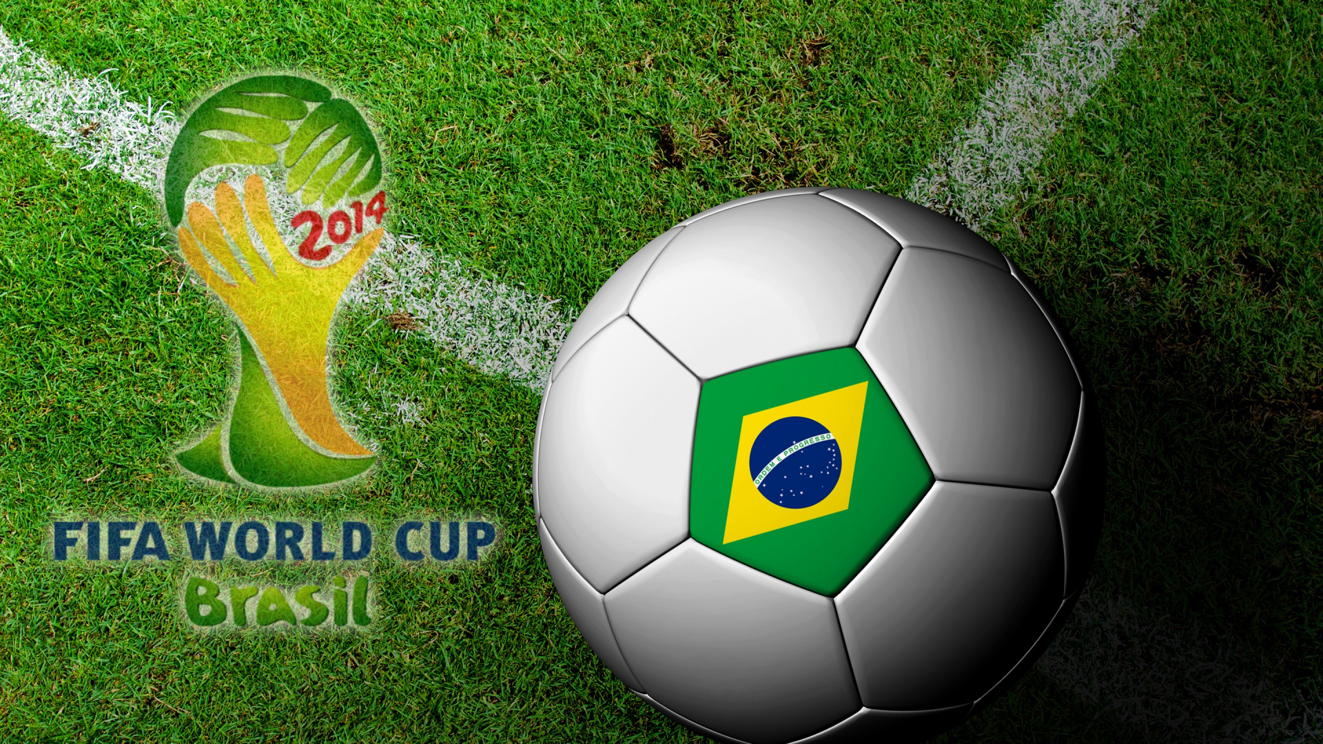 Ballon de Football Blanc et Bleu Sur L'herbe Verte. Wallpaper in 1920x1080 Resolution