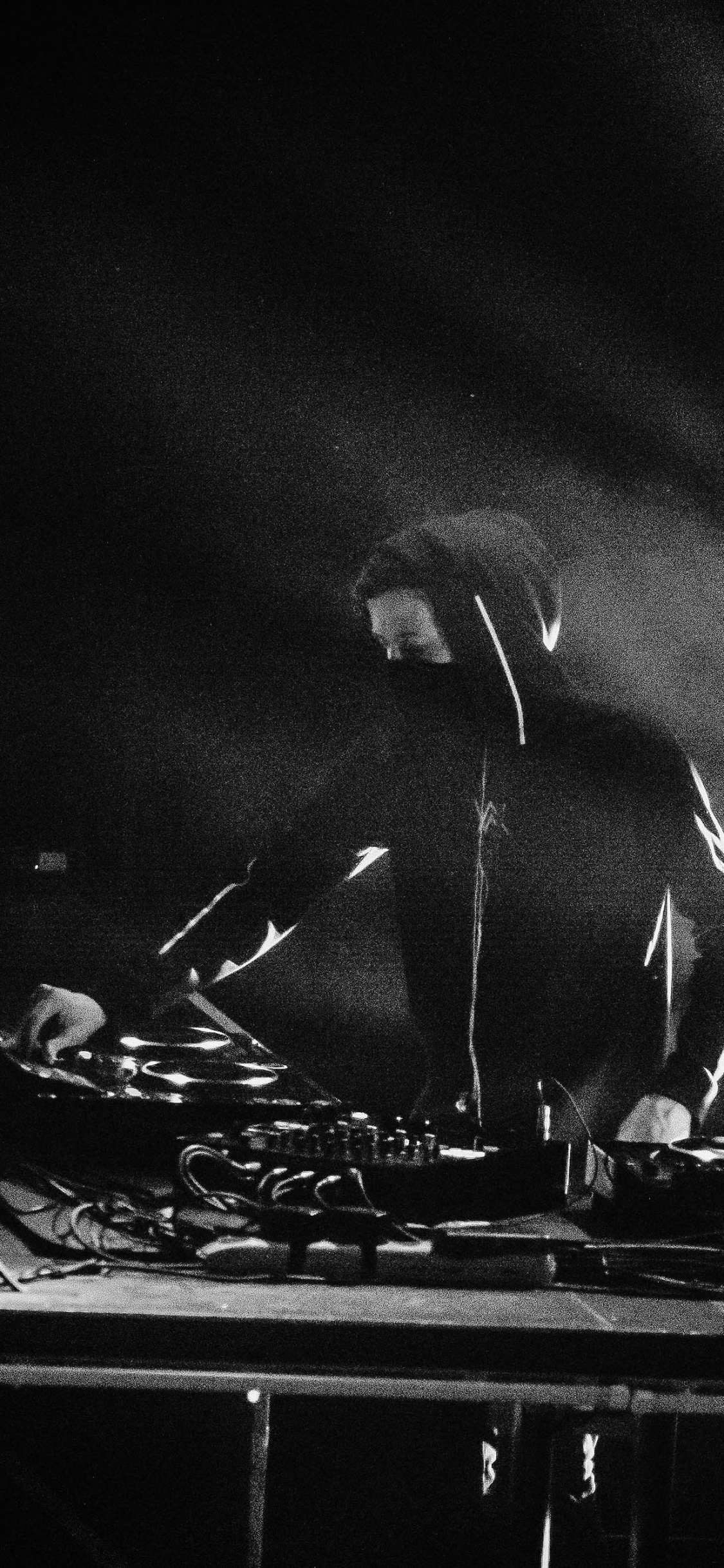 黑色的, 白色, 性能, 音乐会, 阶段 壁纸 1125x2436 允许