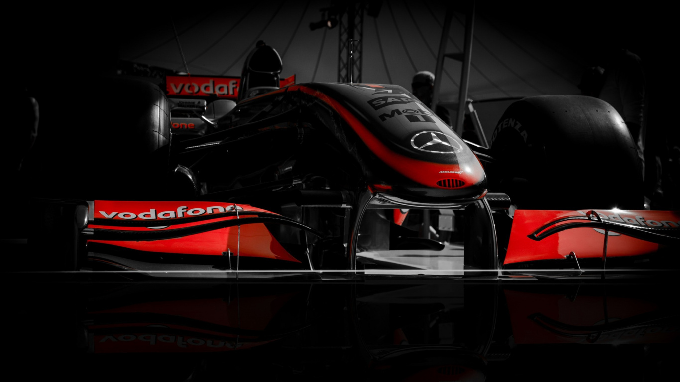 Roter Und Schwarzer Ferrari f 1. Wallpaper in 1366x768 Resolution