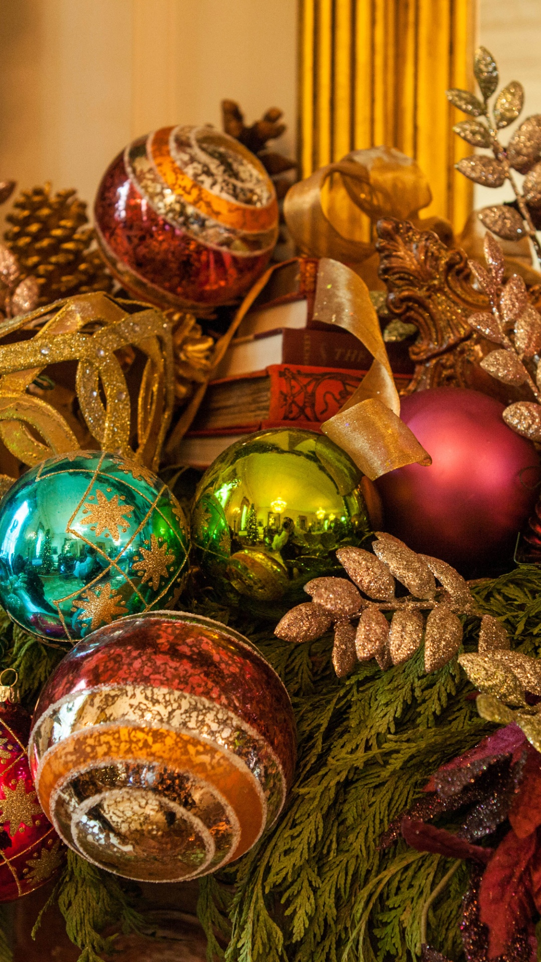 Neujahr, Christmas Ornament, Weihnachten, Weihnachtsdekoration, Stilleben. Wallpaper in 1080x1920 Resolution