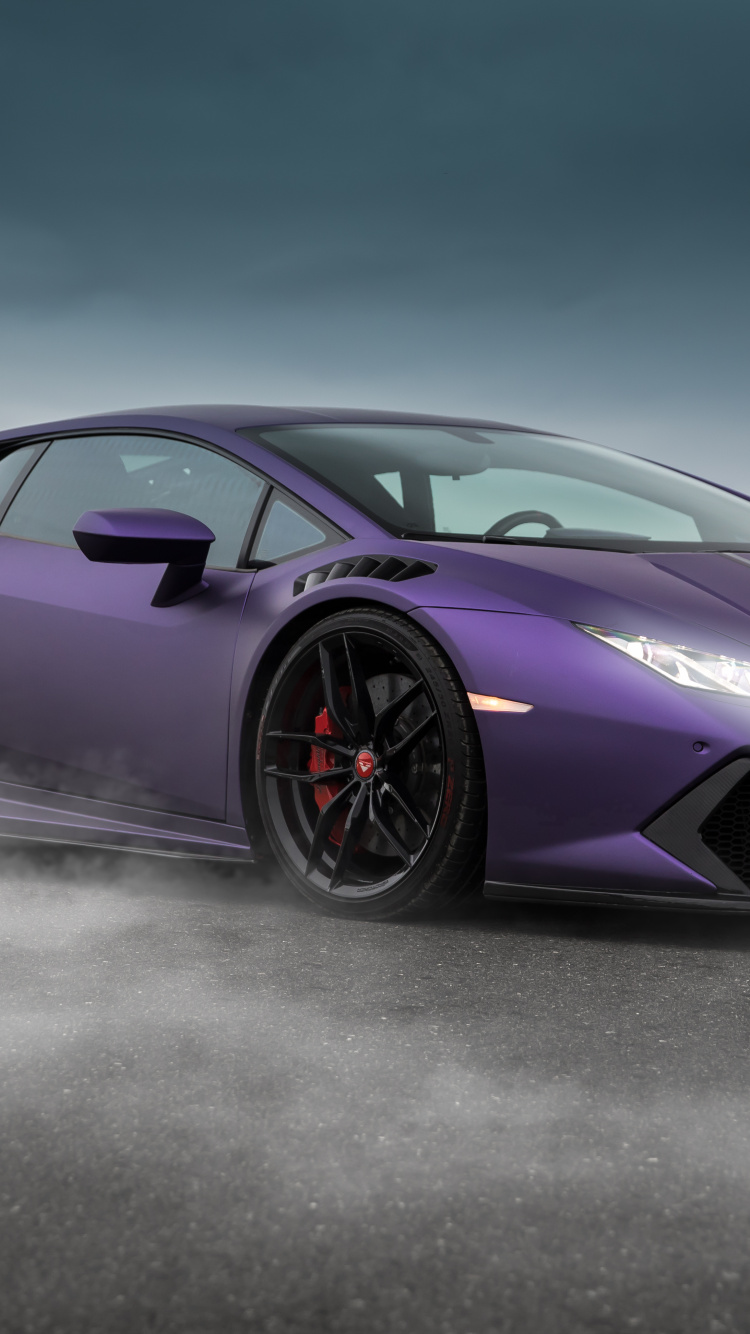 Ferrari Rojo 458 Italia Sobre Carretera de Asfalto Gris. Wallpaper in 750x1334 Resolution