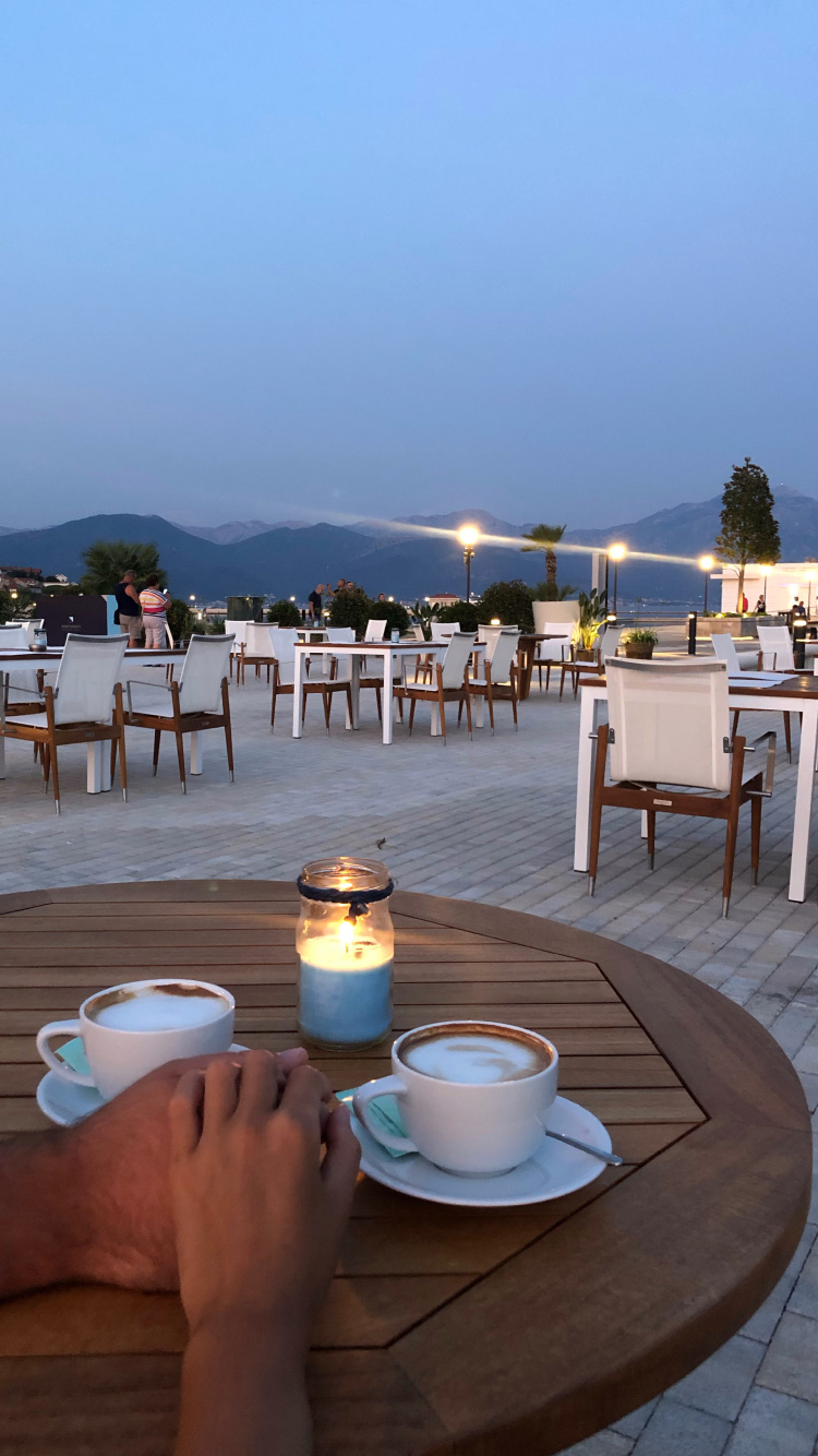 度假村, 顶楼公寓, 屋顶, 房地产, 器皿 壁纸 750x1334 允许