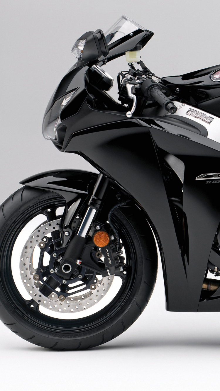 Black and Silver Sports Bike. Wallpaper in 750x1334 Resolution