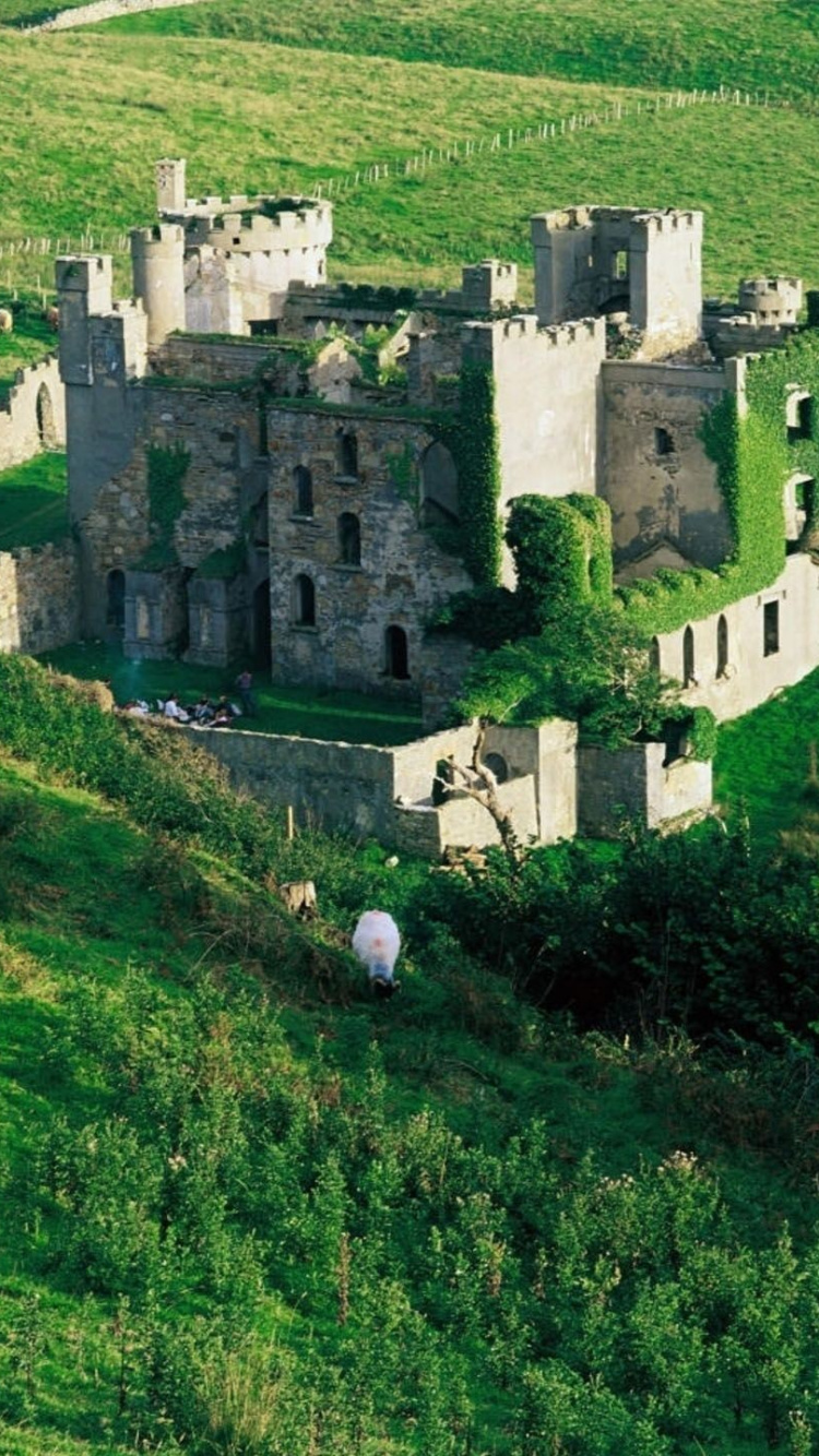 Castillo, Highland, Zona Rural, Pasto, El Castillo De Windsor. Wallpaper in 750x1334 Resolution
