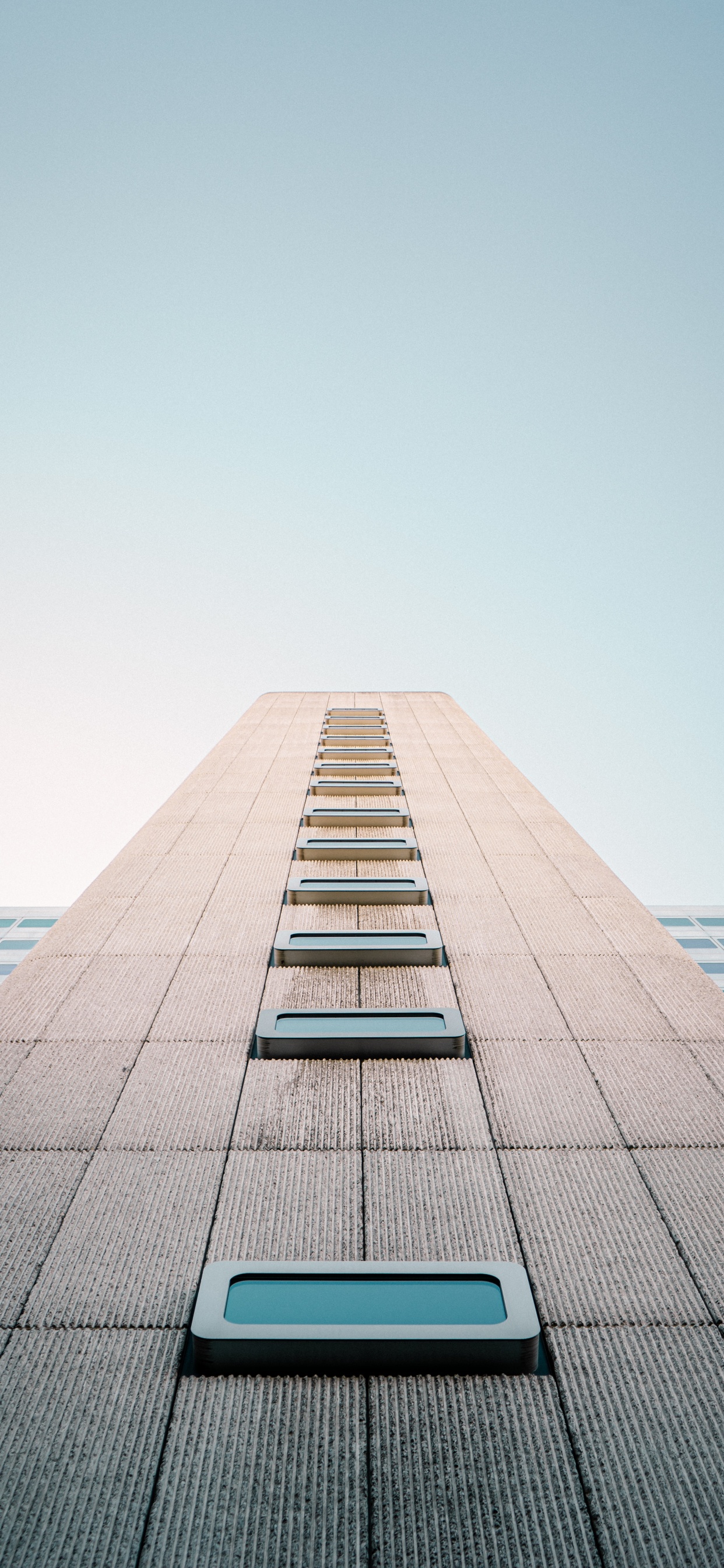 建筑, 对称, 大海, 天空, 采光 壁纸 1242x2688 允许