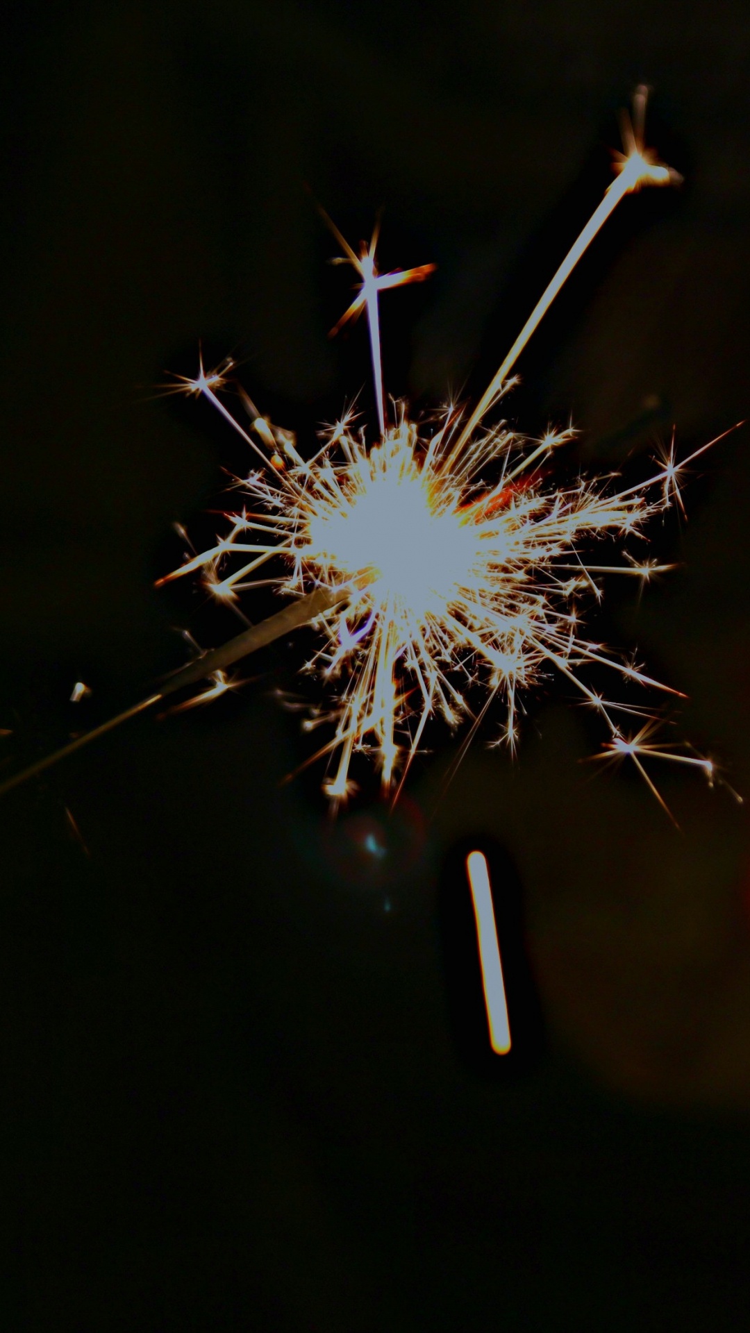 Wunderkerze, Feuerwerk, Funken, Party Supply, Diwali. Wallpaper in 1080x1920 Resolution
