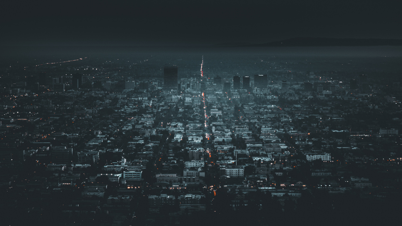 Vista Aérea de Los Edificios de la Ciudad Durante la Noche.. Wallpaper in 1280x720 Resolution