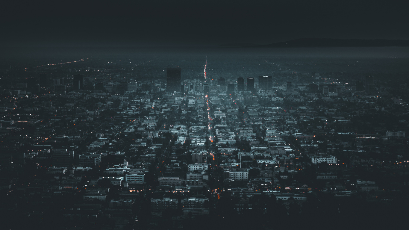 Vue Aérienne Des Bâtiments de la Ville Pendant la Nuit. Wallpaper in 1366x768 Resolution