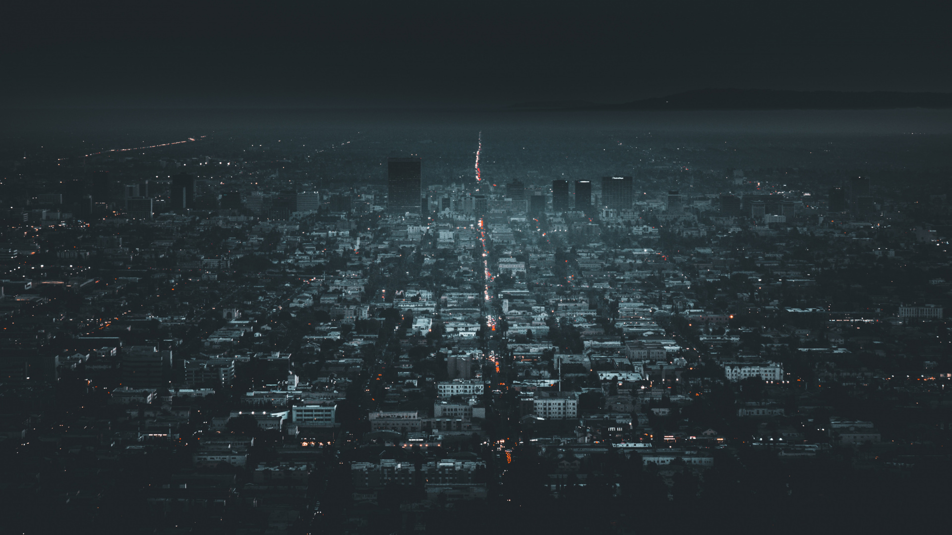 Vue Aérienne Des Bâtiments de la Ville Pendant la Nuit. Wallpaper in 1920x1080 Resolution