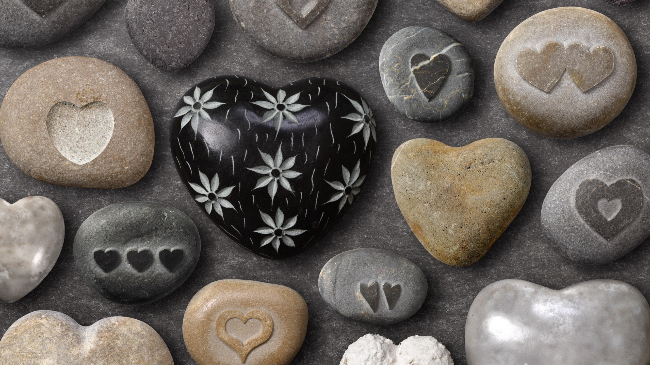 Heart, Pebble, Rock, Material, Artifact. Wallpaper in 2560x1440 Resolution