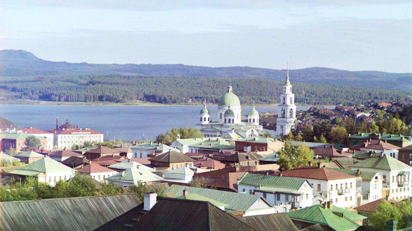 Aerial View of City During Daytime. Wallpaper in 1366x768 Resolution